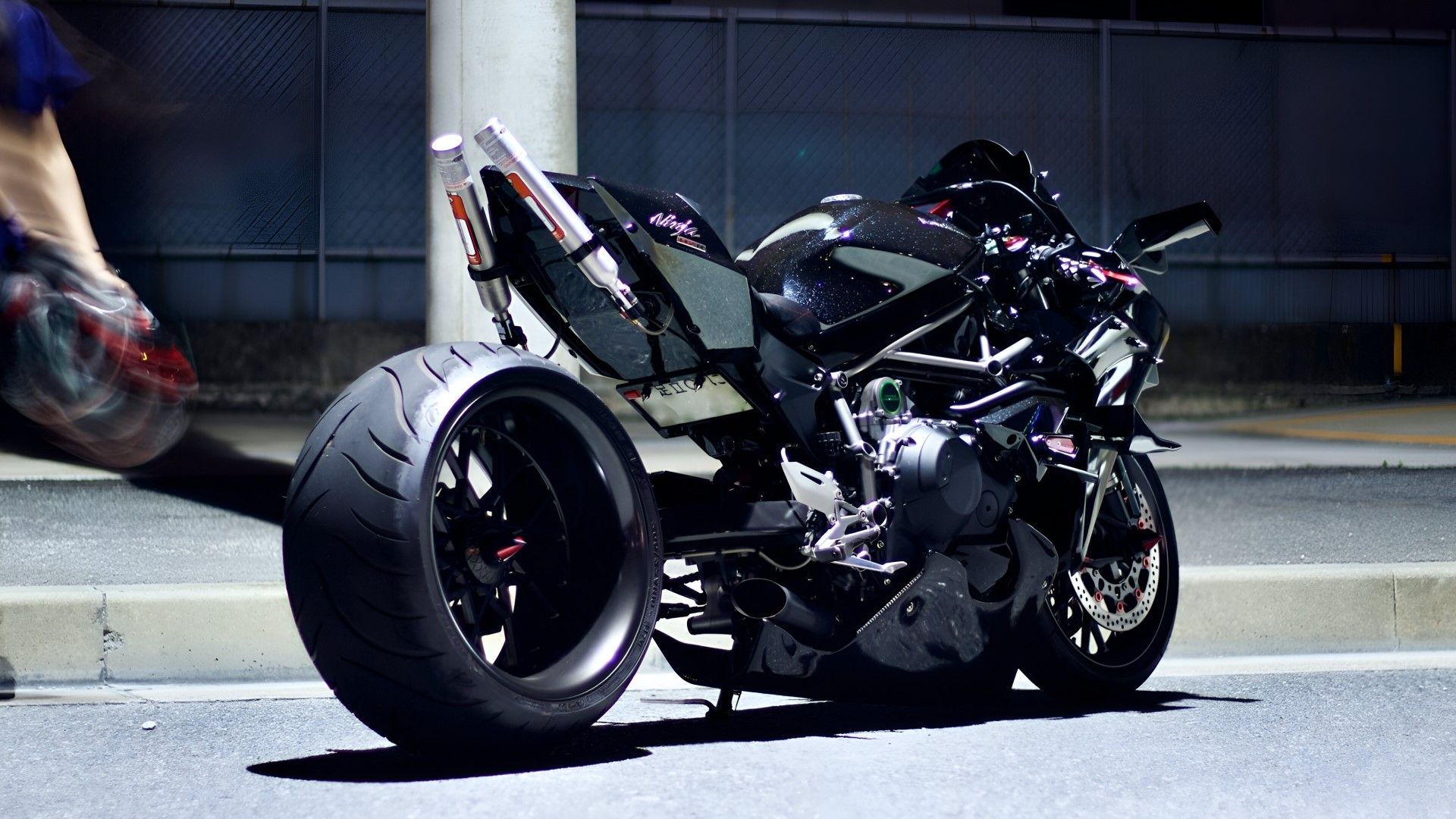 Vista traseira do terceiro quarto nitroso personalizada da Kawasaki Ninja H2R