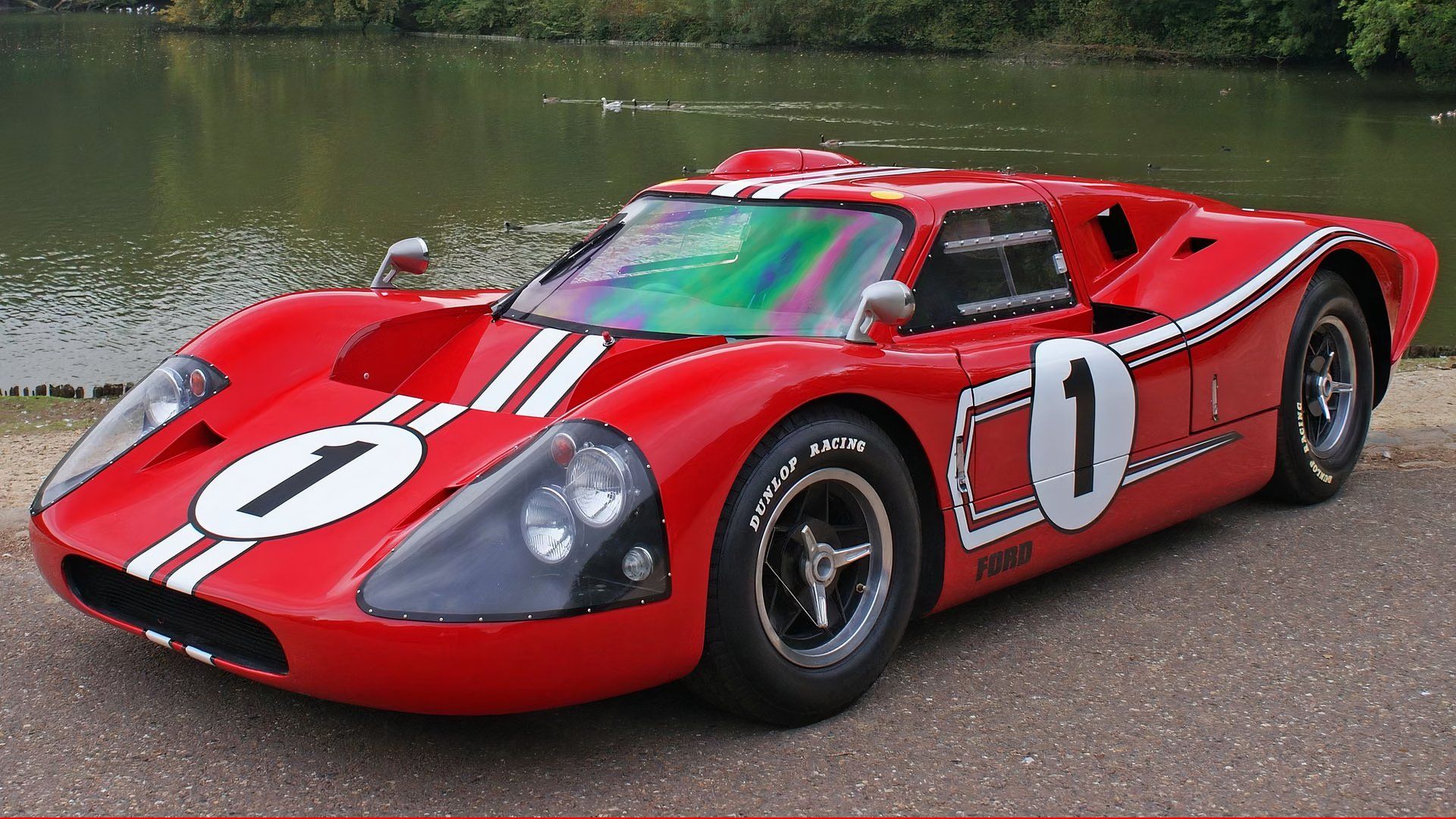 1967 Ford GT40 MkIV dianteiro esquerdo