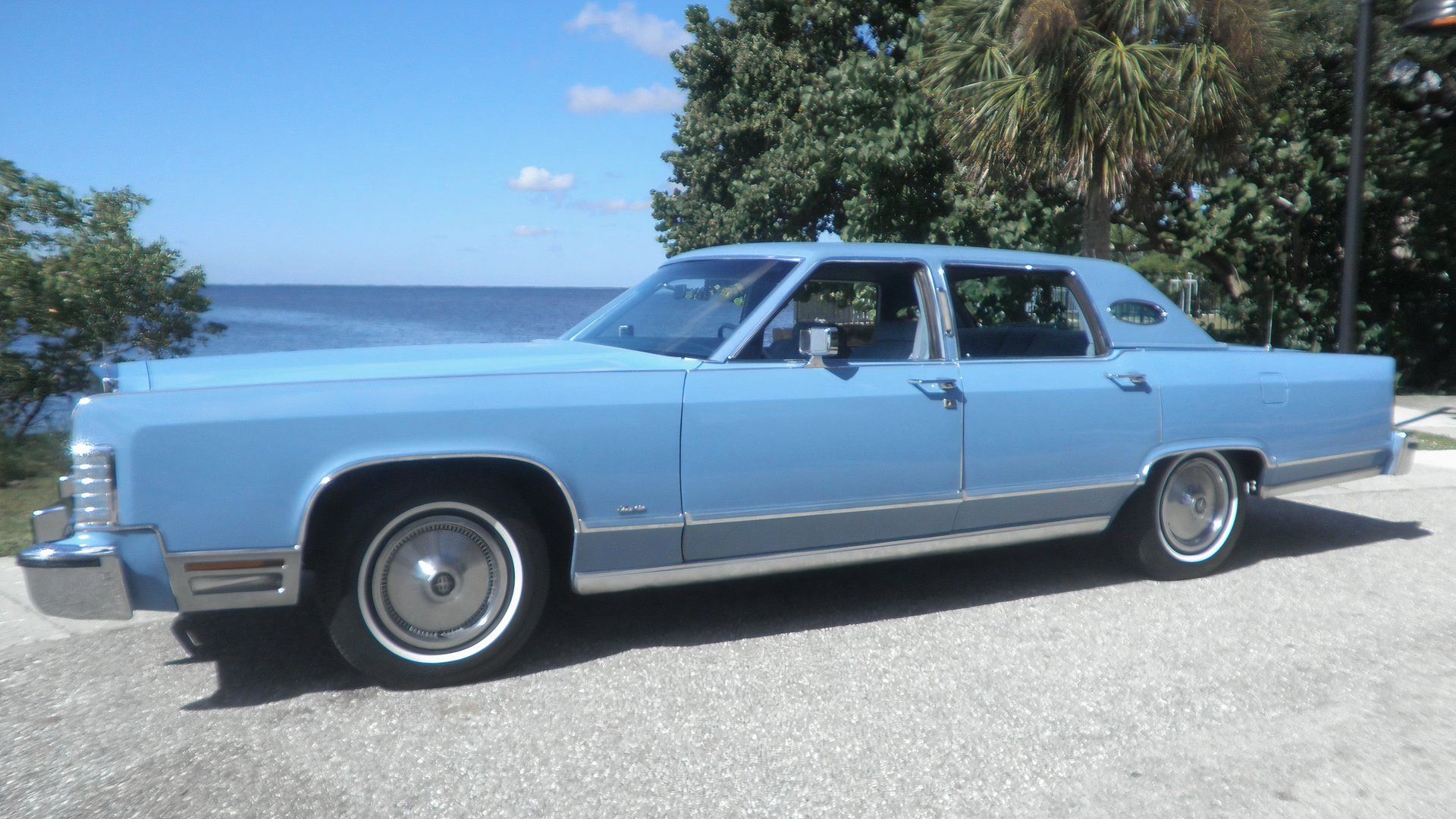 azul 1978 Lincoln Continental Mk V