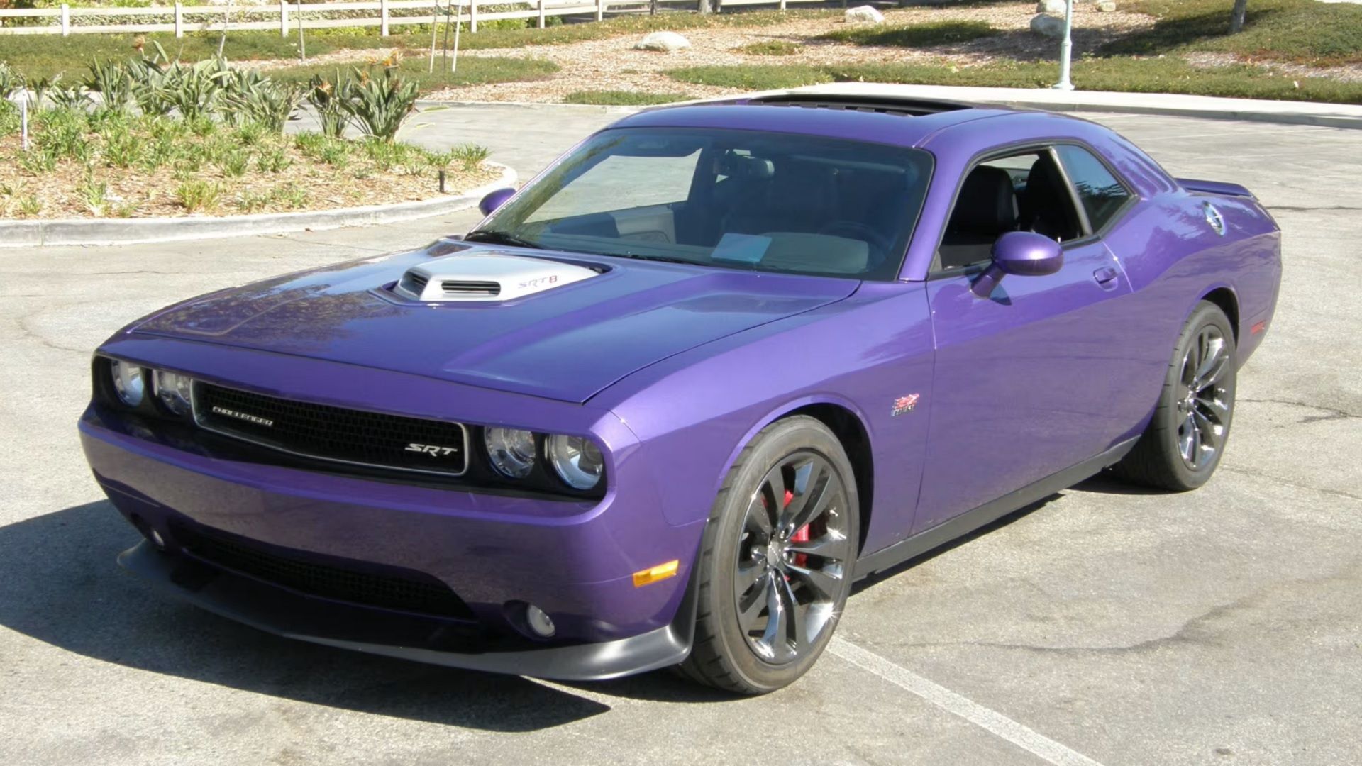 Roxo 2014 Challenger SRT-8