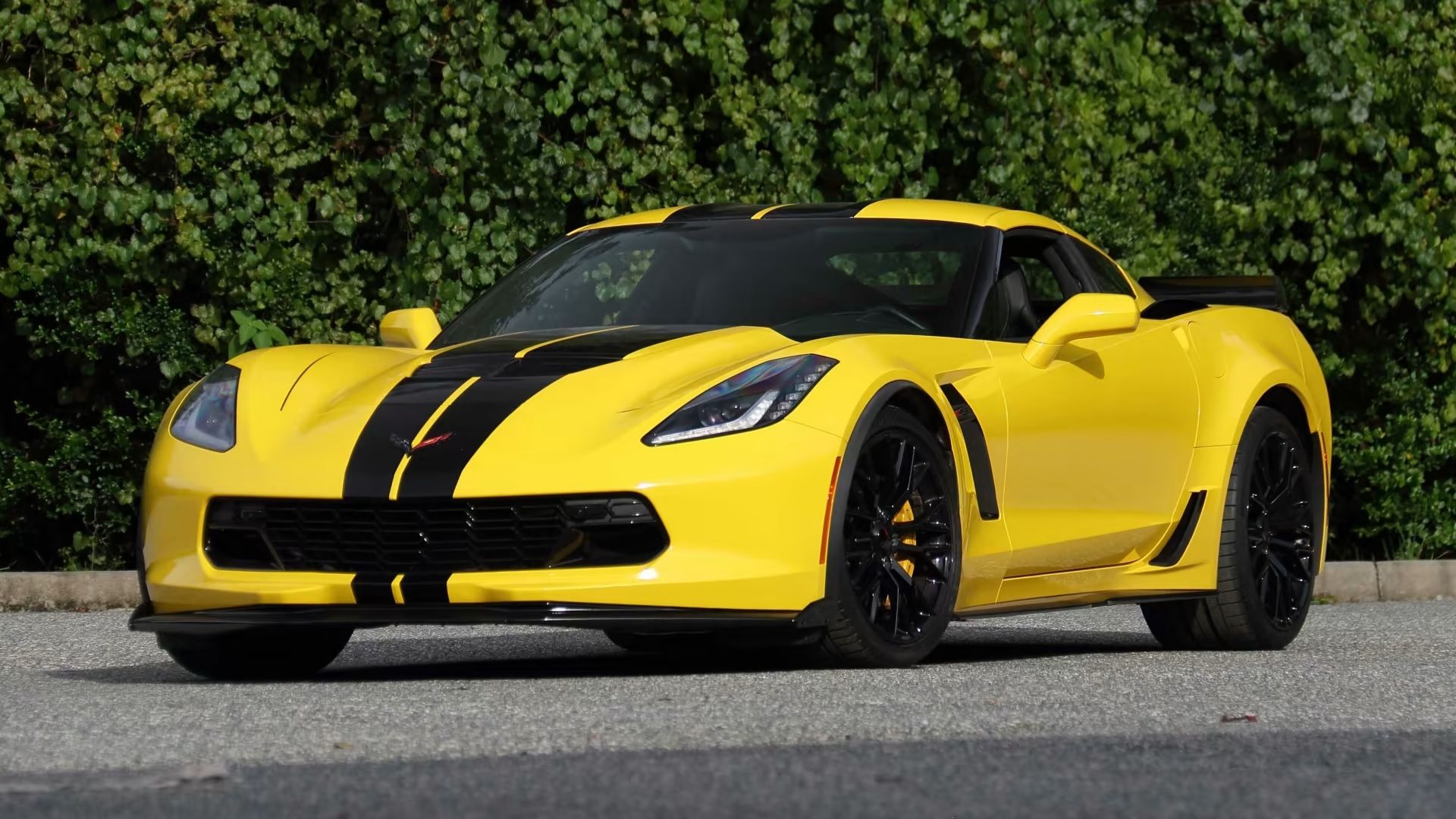 Corveta C7 Z06 amarelo 2015
