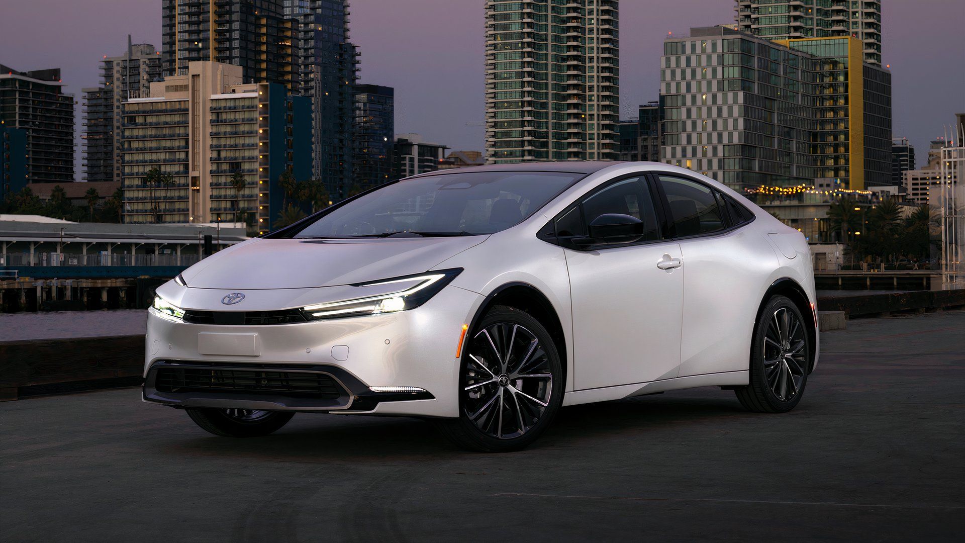 Toyota Prius 2024