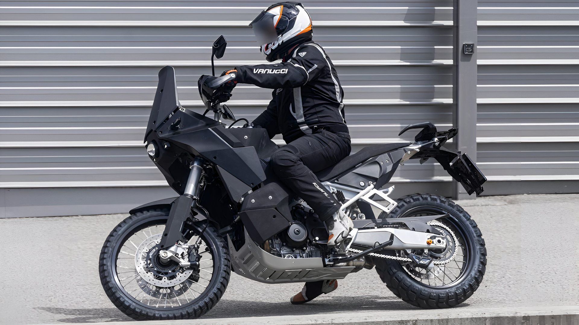 All-New KTM 990 Adventure Spied Testing In A Rugged TrimAll-New KTM 990 ...