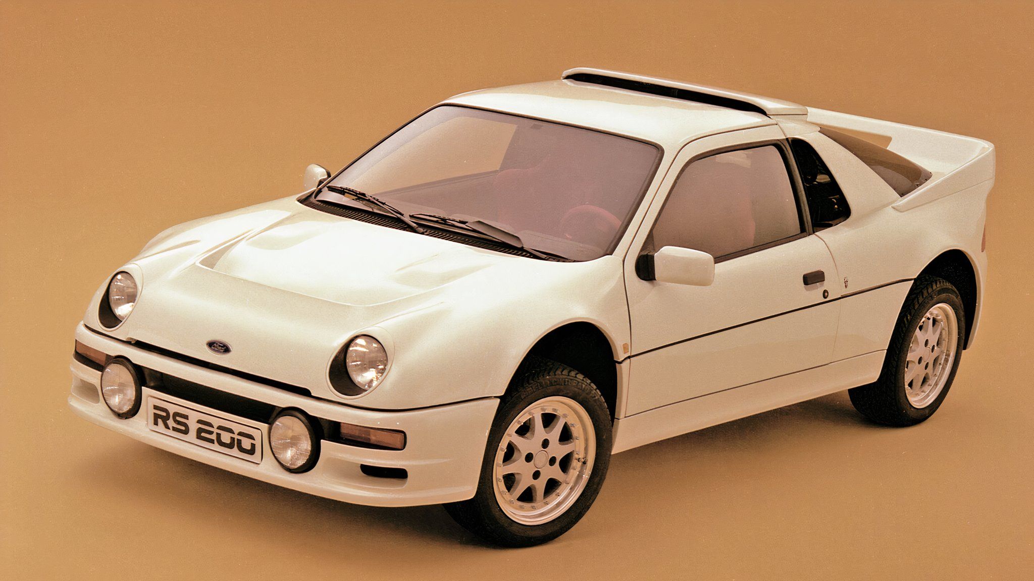 Imagem vintage do Ford RS200