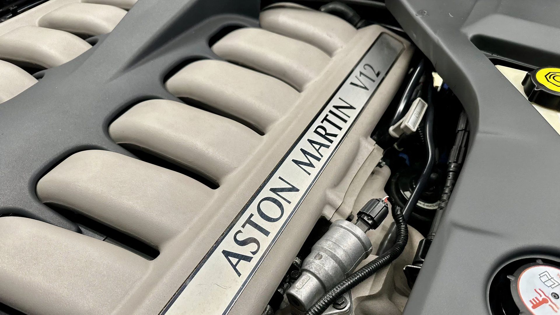 Aston Martin V12