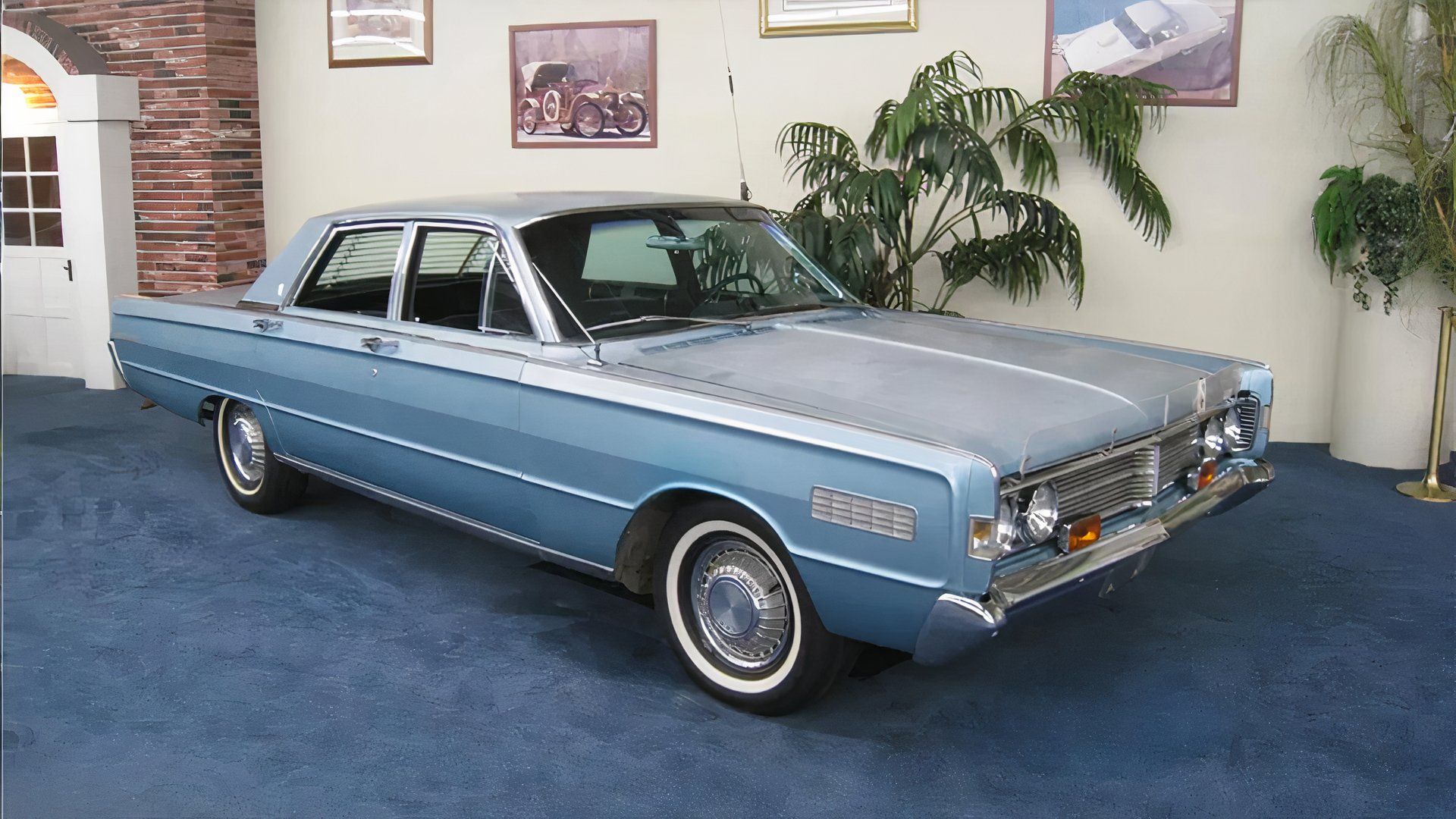 azul 1966 Mercury Montclair
