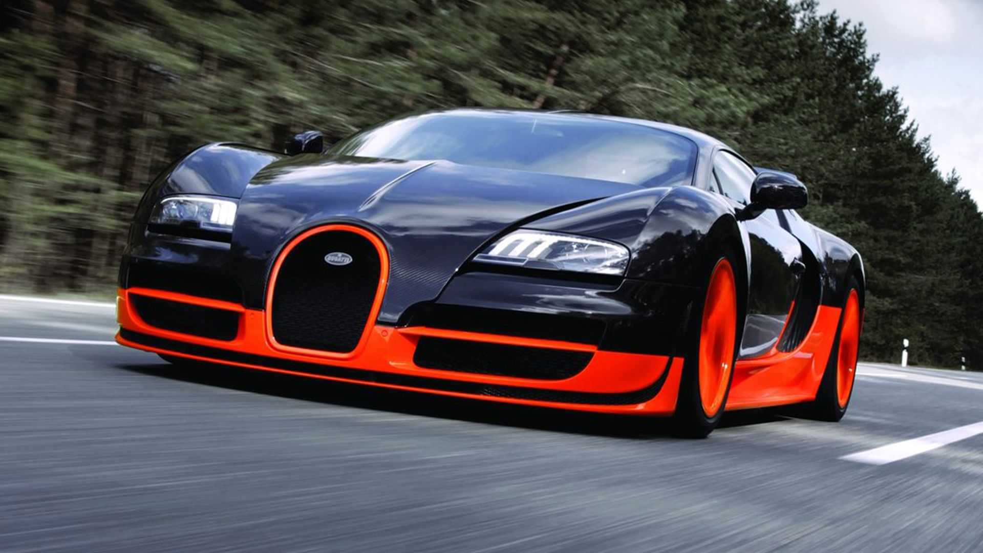 Bugatti Veyron SS - Front 3_4 angle