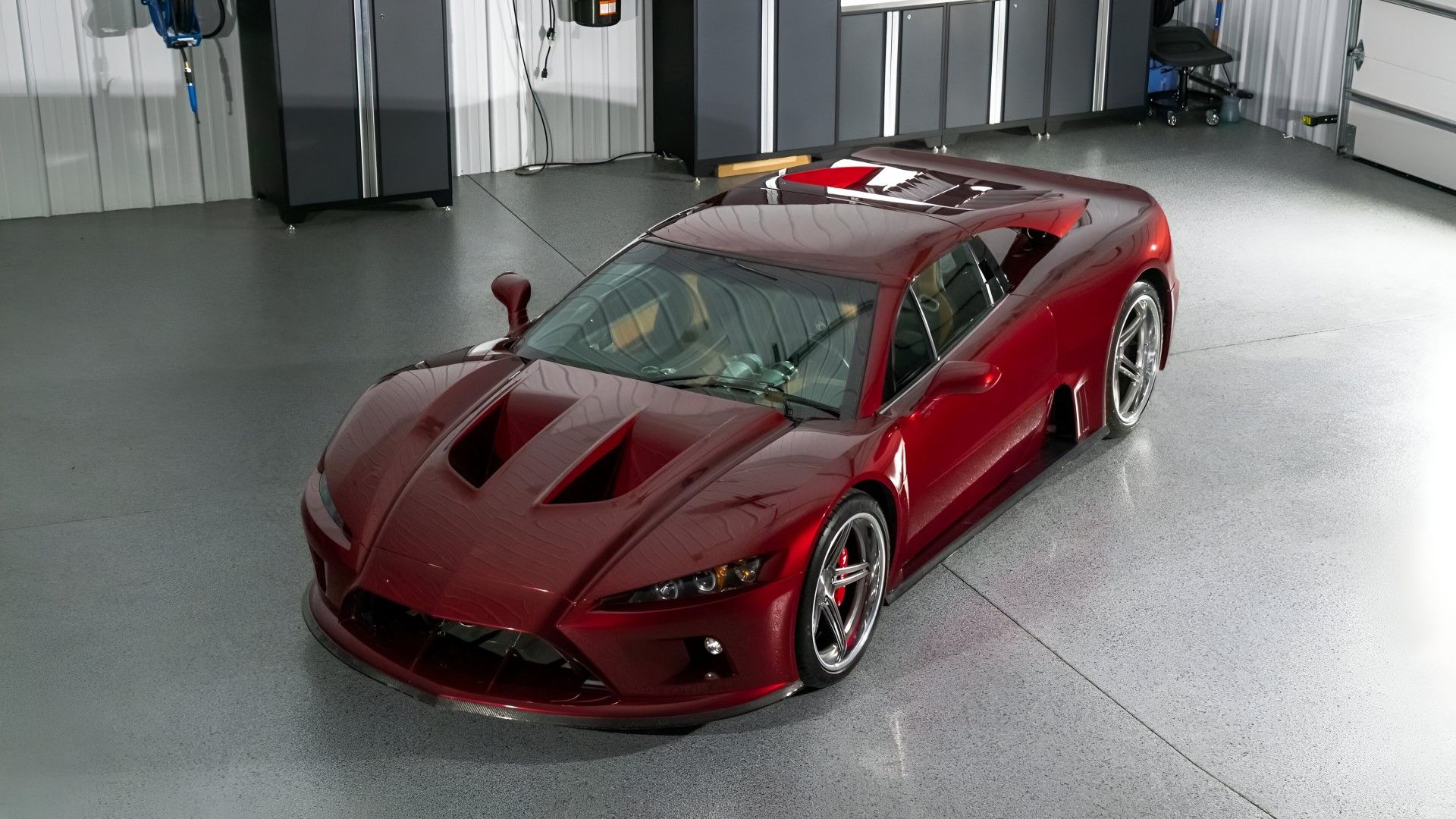 2014 Falcon F7 front third quarter ariel view