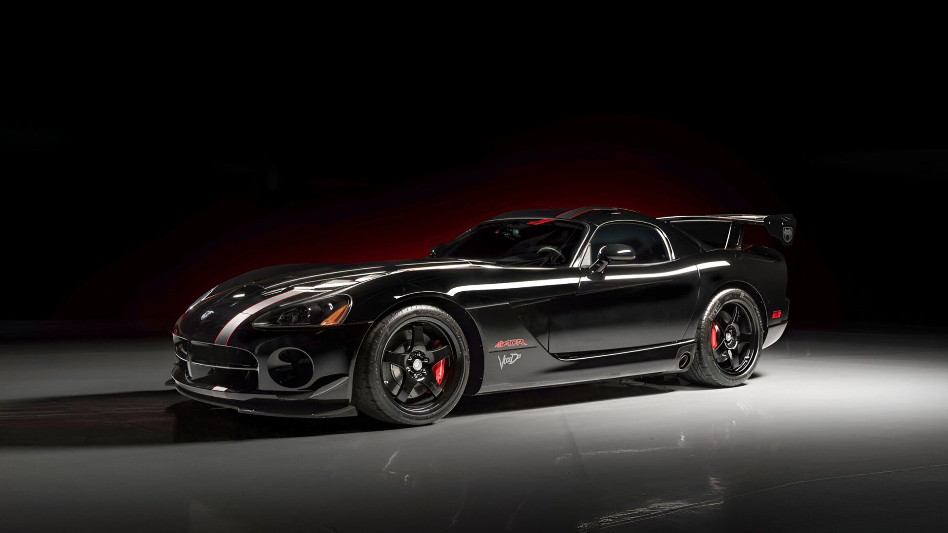 2010 Dodge Viper ACR Voodoo Edition front third quarter view