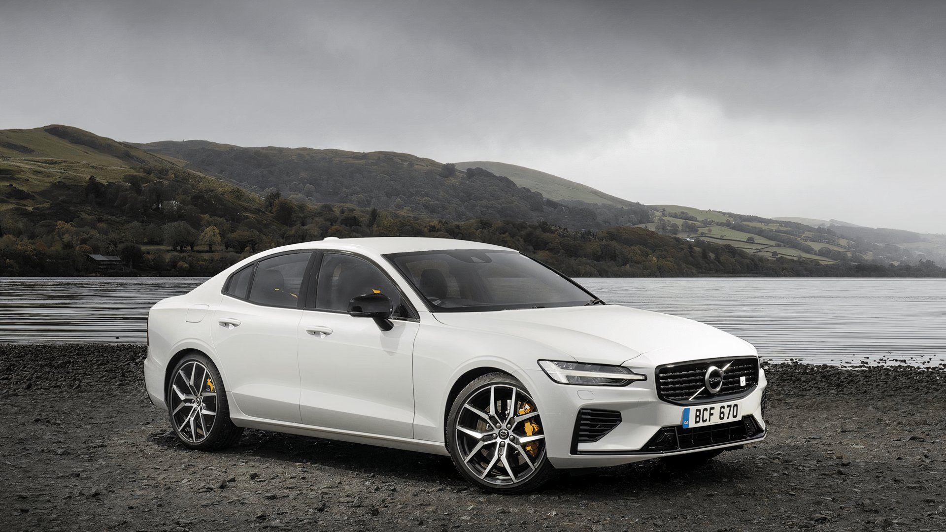 Volvo S60 T8 Recharge 2024 R-Design