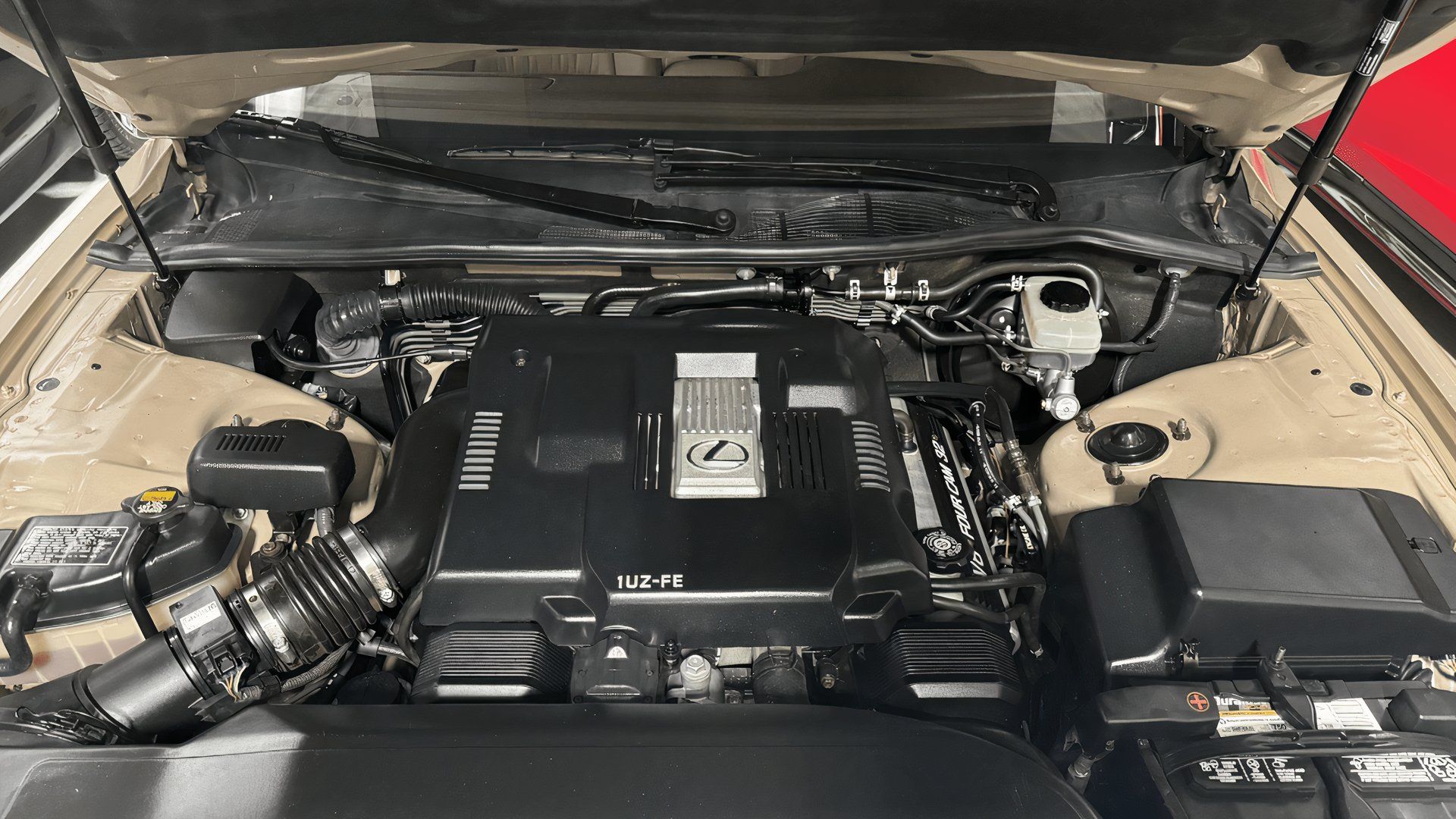 Motor Lexus LS 400