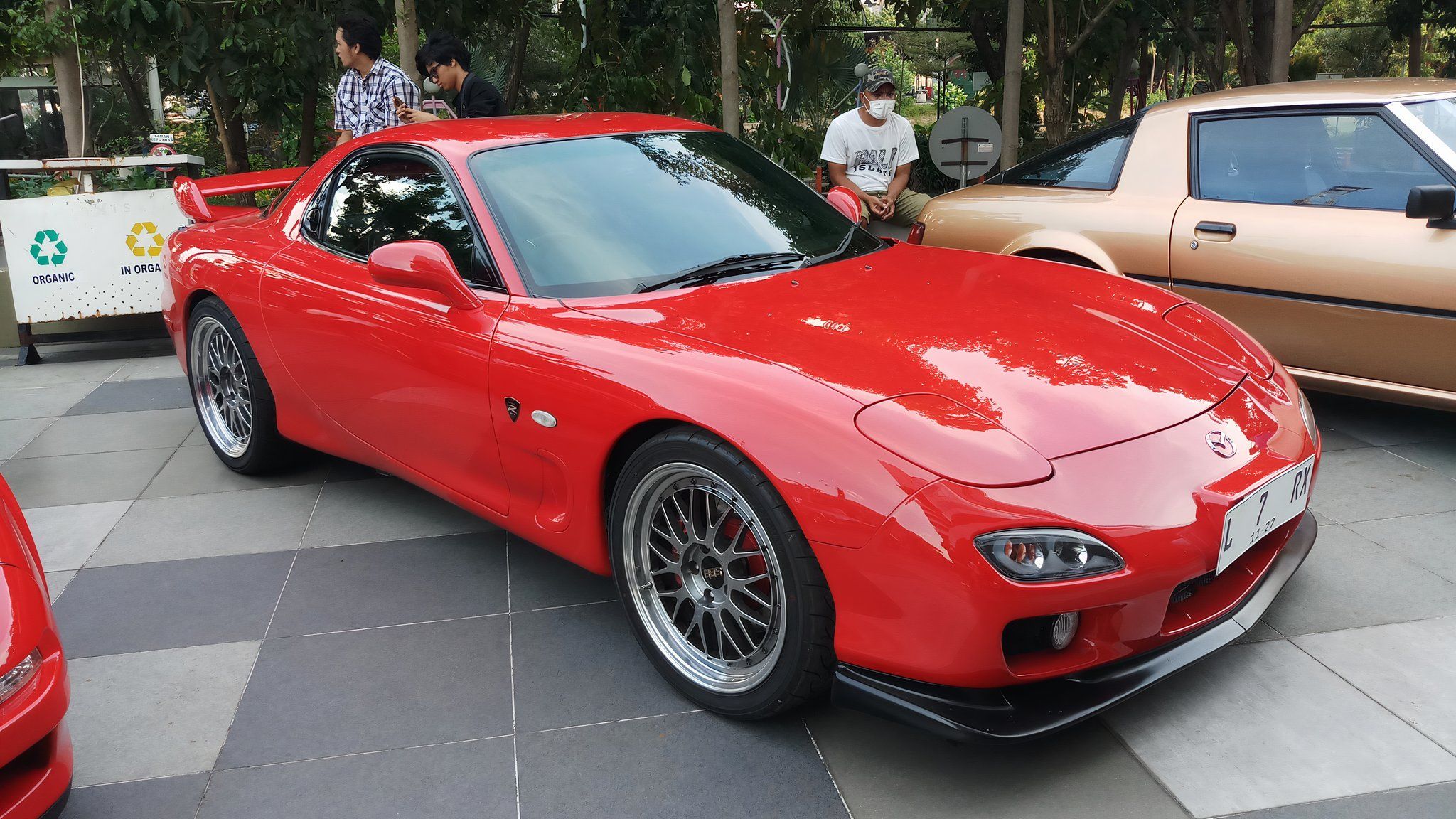 Carro de exposição RX-7