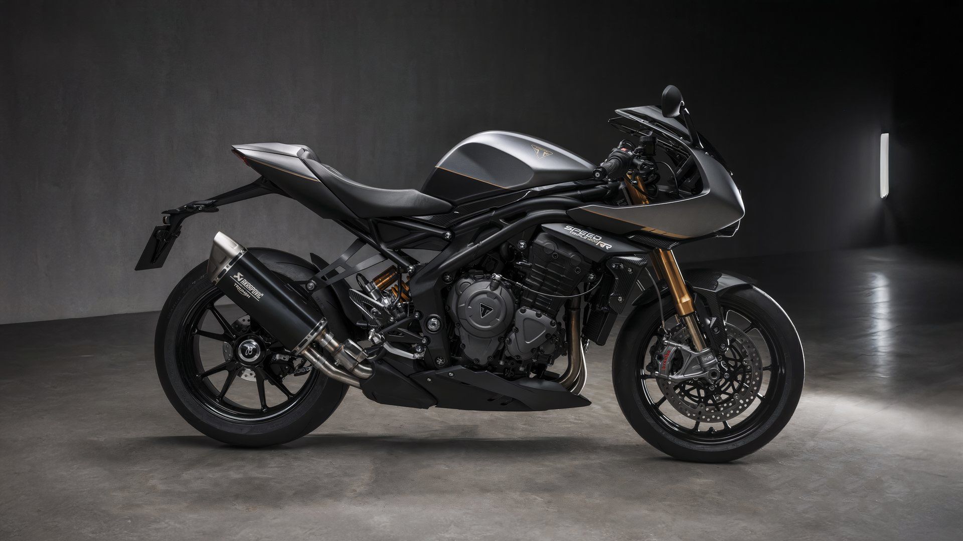 Triumph Speed Triple 1200 RR Breitling Limited Edition side profile view