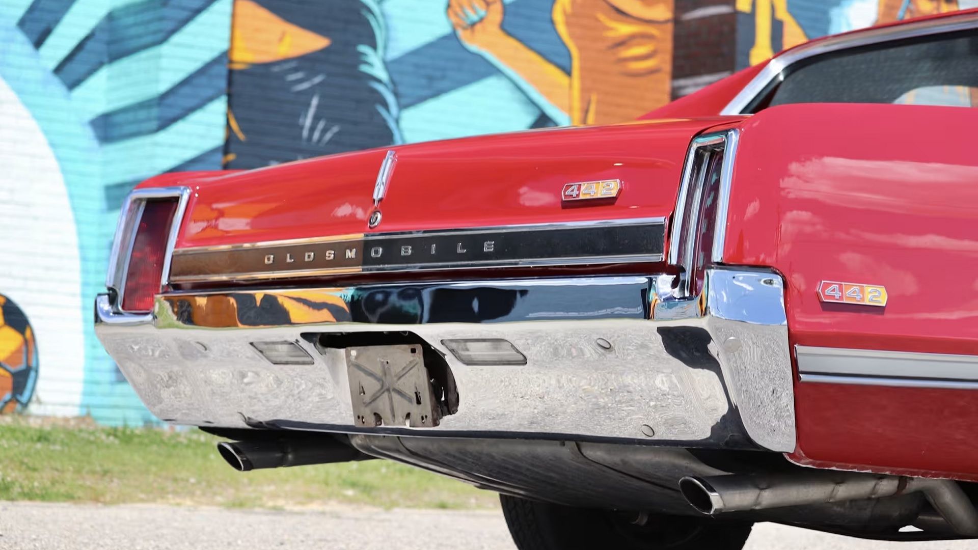 Here's How Much A 1966 Oldsmobile 442 Is Worth Today