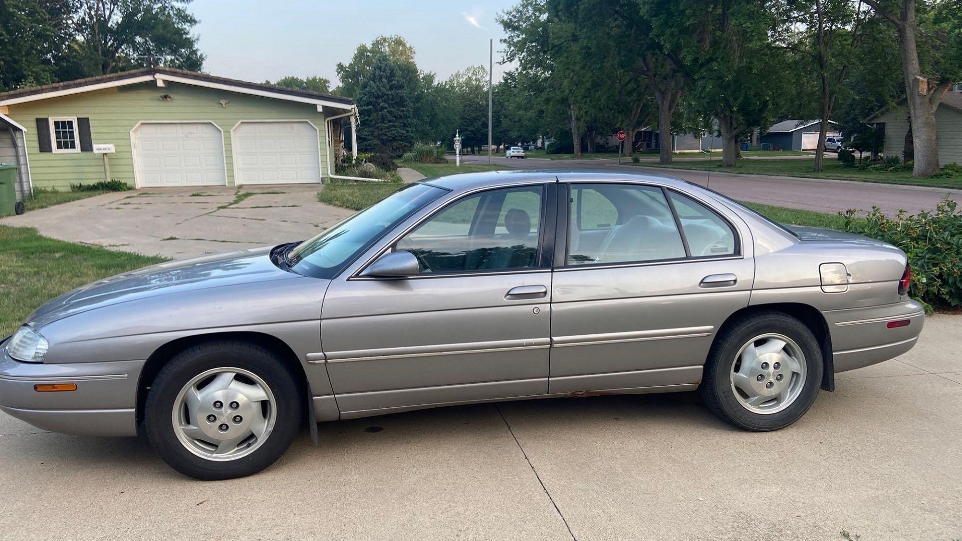 Prata 1996 Chevy Lumina