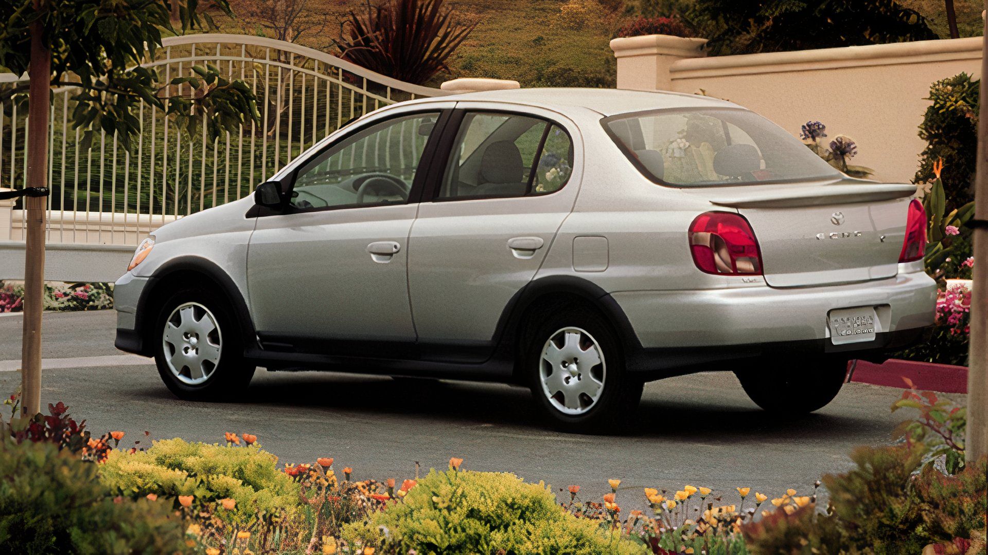 Toyota Echo Prata 2002