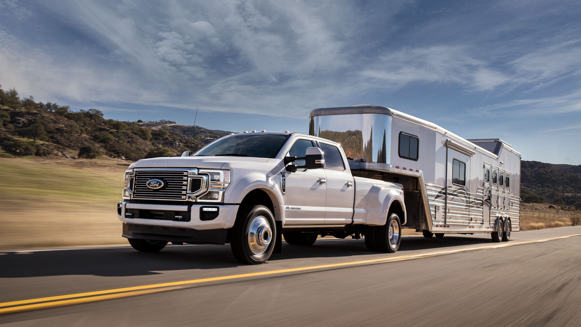 2025 Ford Super Duty Arrives With Awesome Power And Towing Capability