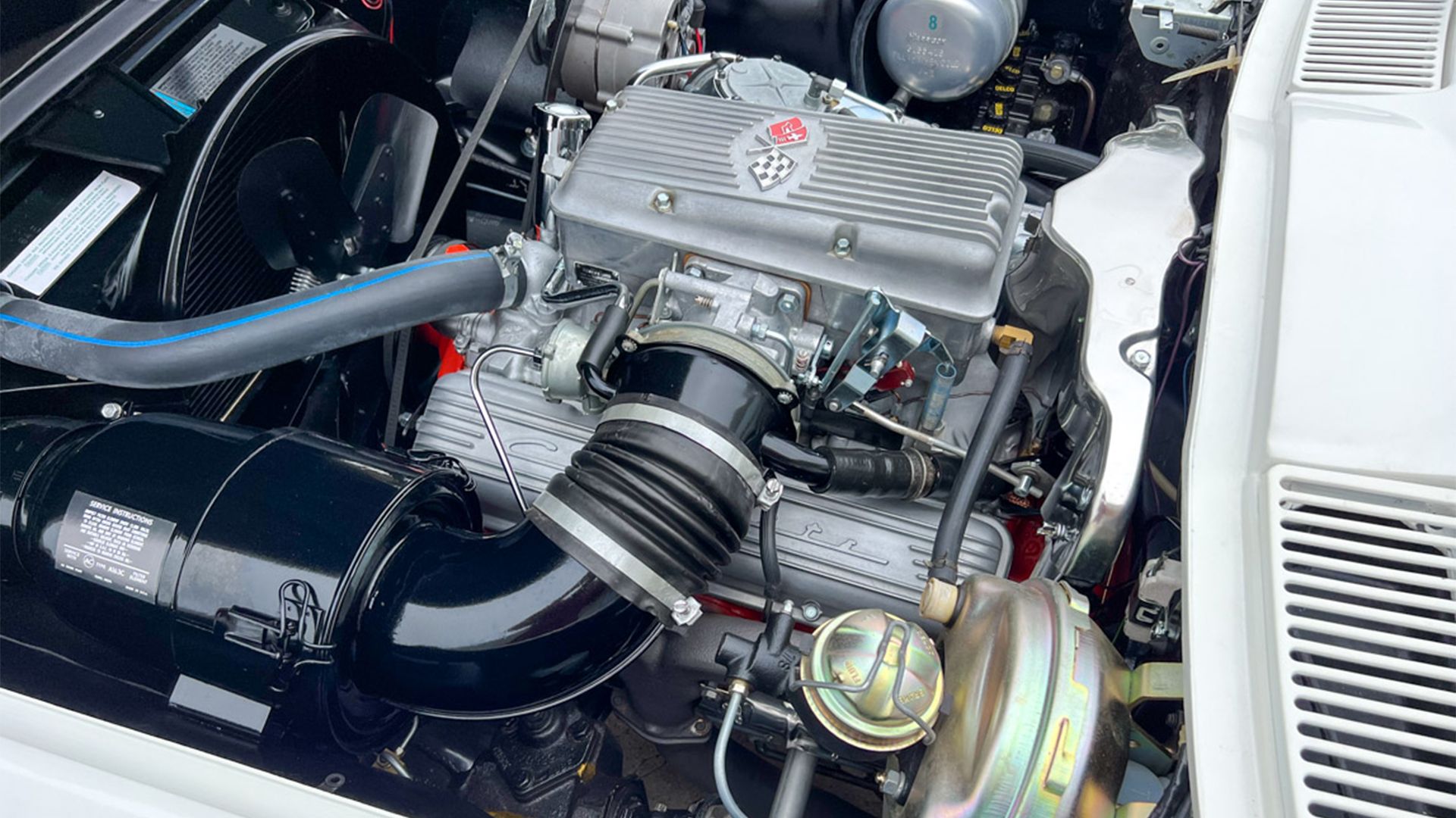 Chevrolet Corvette Z06 _Tanque grande_ - Compartimento do motor
