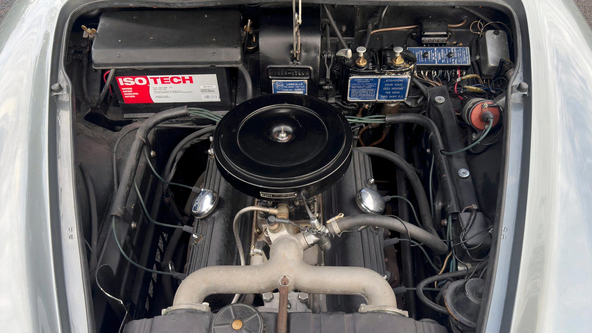 Lancia Aurelia V6 - Traga um Trailer