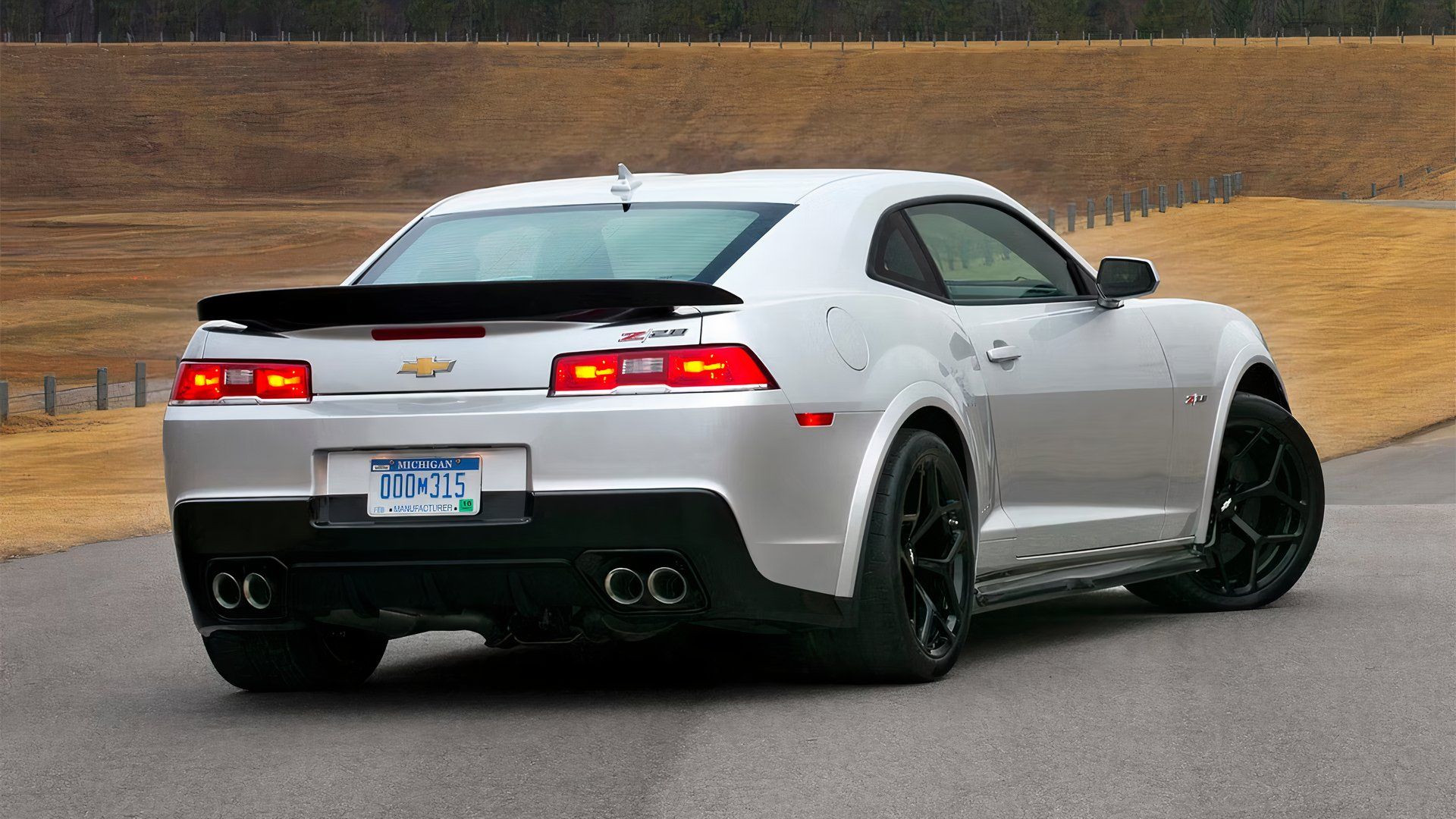 branco 2015 Chevrolet Camaro Z/28