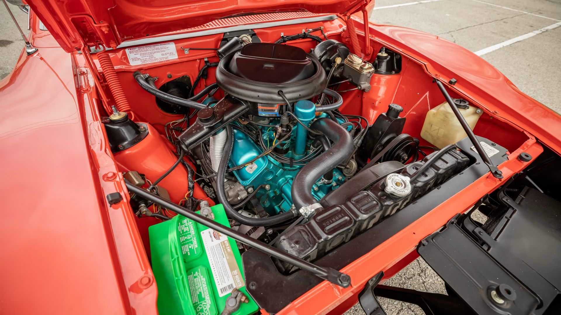 Motor AMC Javelin V8 1973 superior