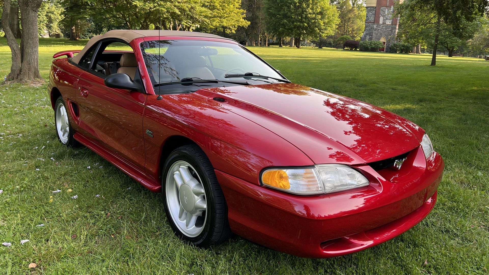 Ford Mustang GT 1994 - Traga um trailer