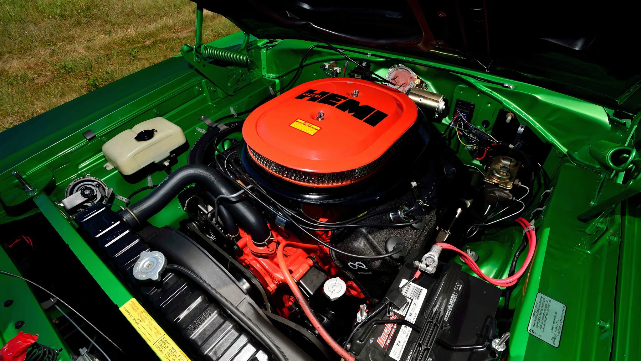 Imagem de um Hemi V8 de 426 polegadas cúbicas