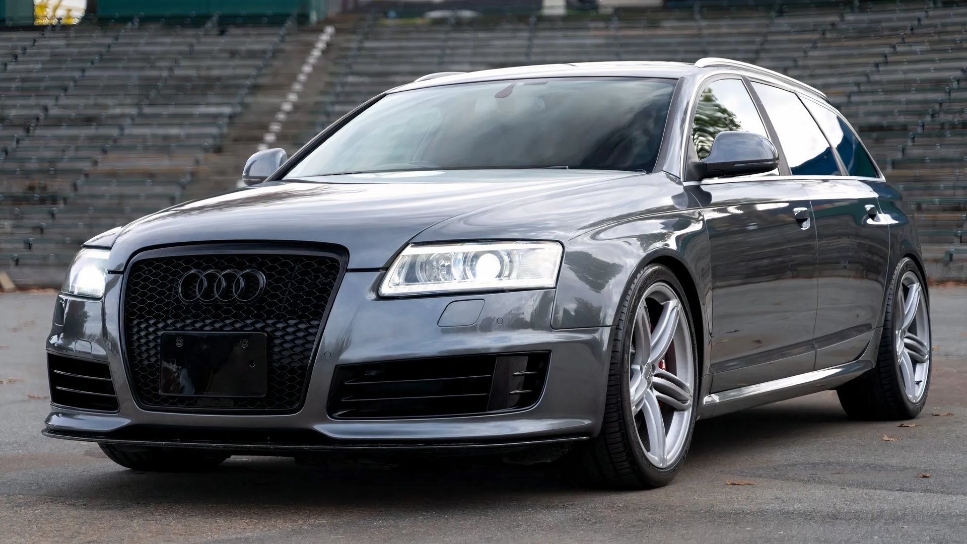 Audi Japão RS6