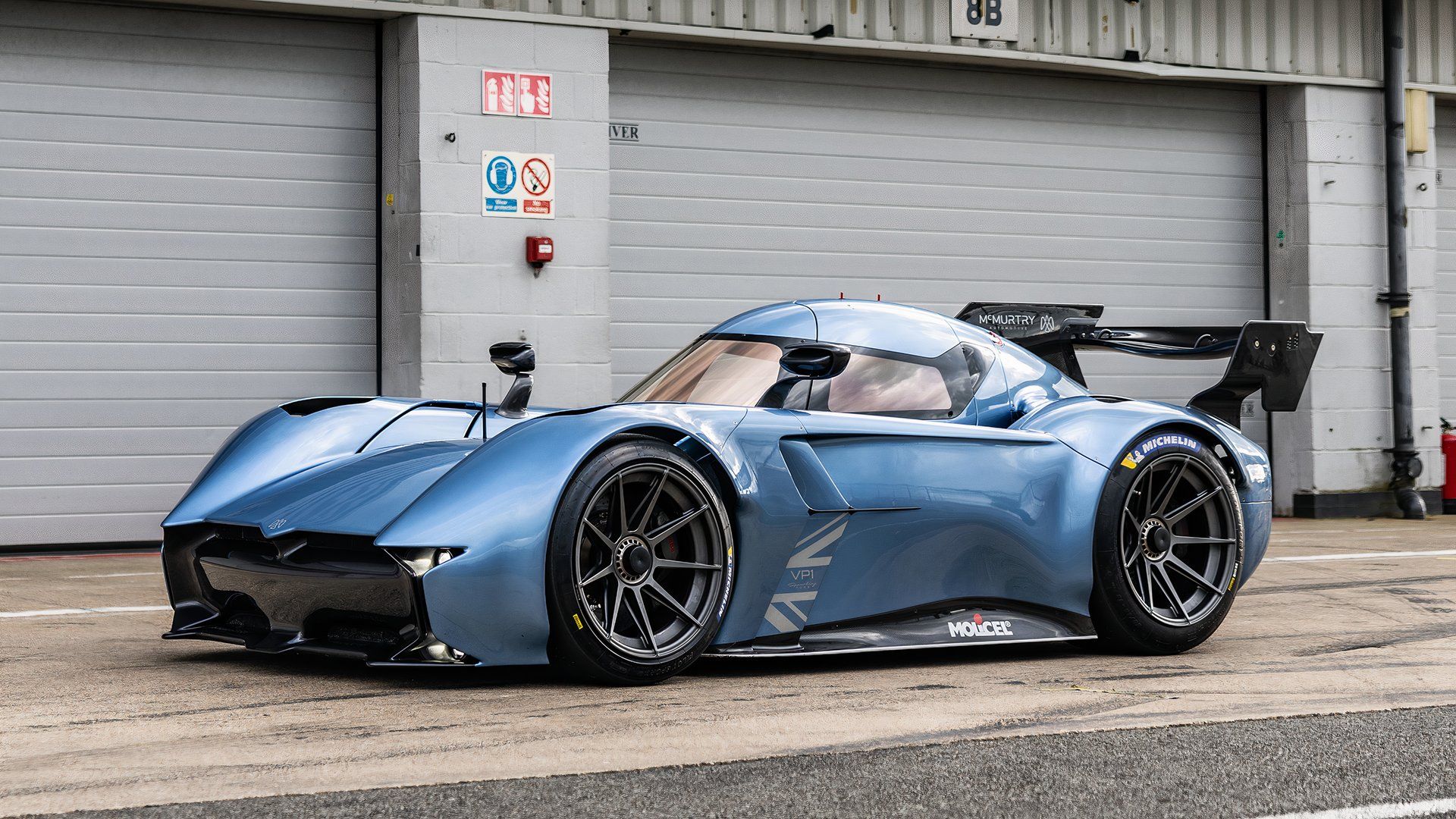 Frente do quarto McMurtry Sperling