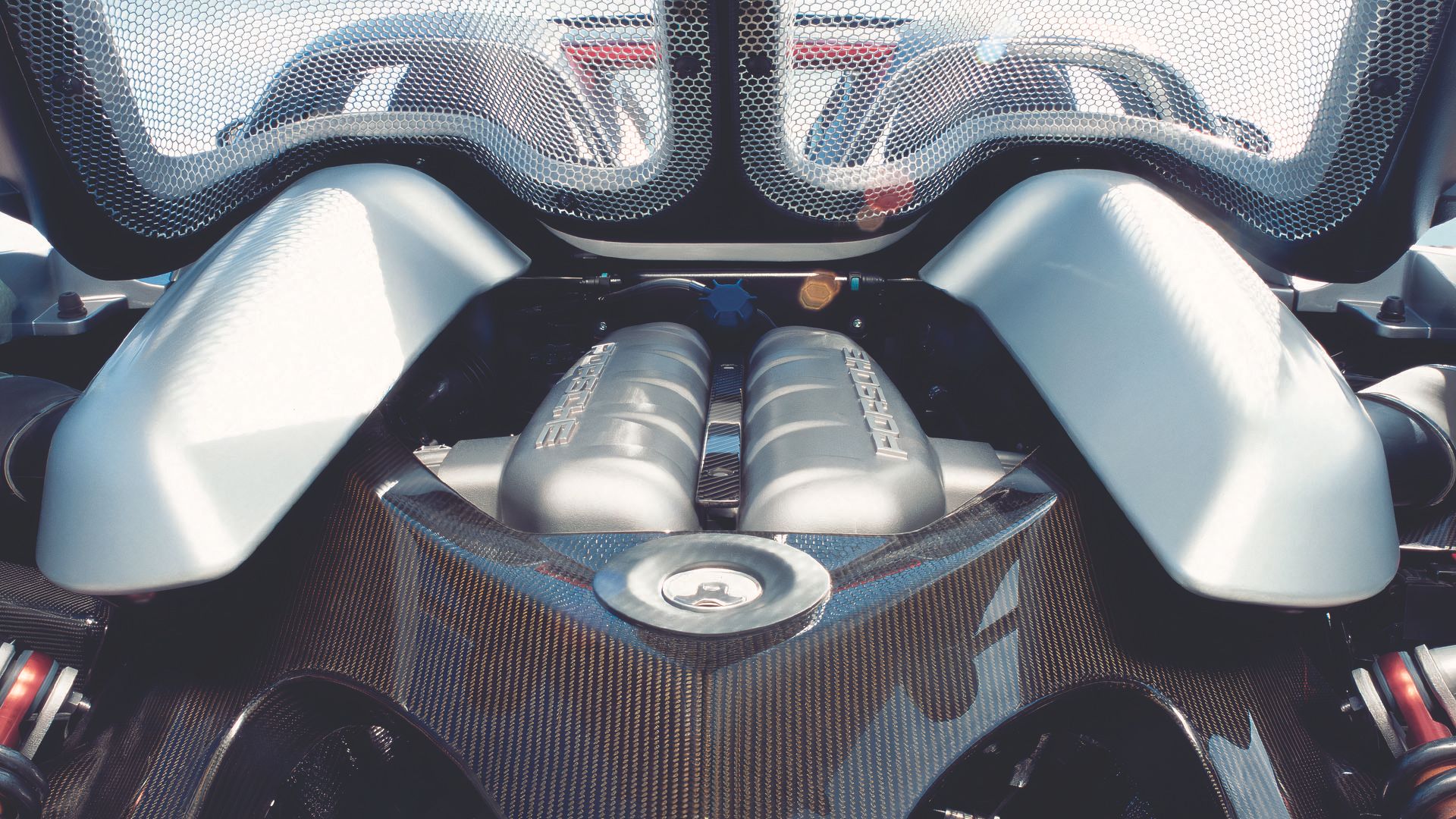 Porsche Carrera GT 5,7 litros V10