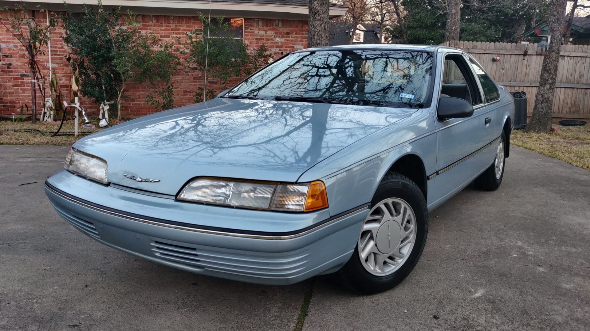Ford Thunderbird 5.0 azul 1991