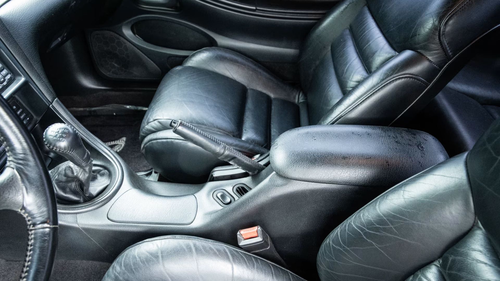 1996 Mustang Handbrake side