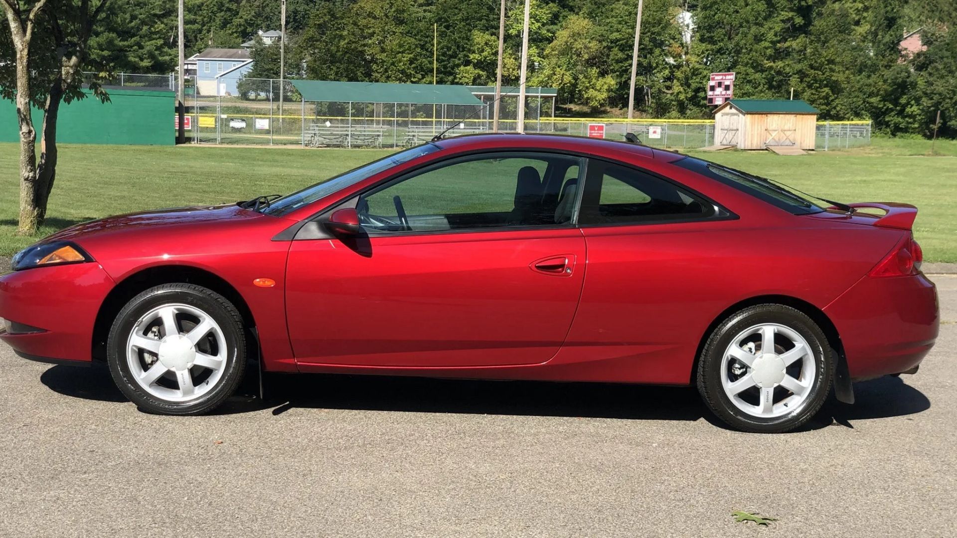 Vermelho 1999 Mercury Cougar