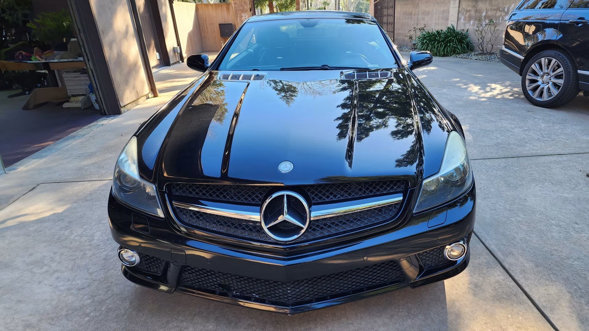 Preto 2011 Mercedes SL 63 AMG frente-1