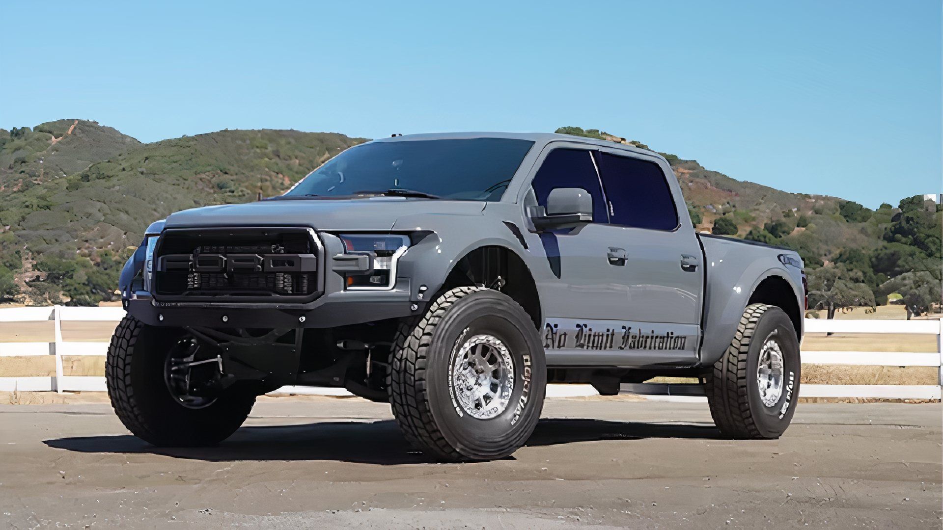 Ford Raptor Svt 2024 Levantado