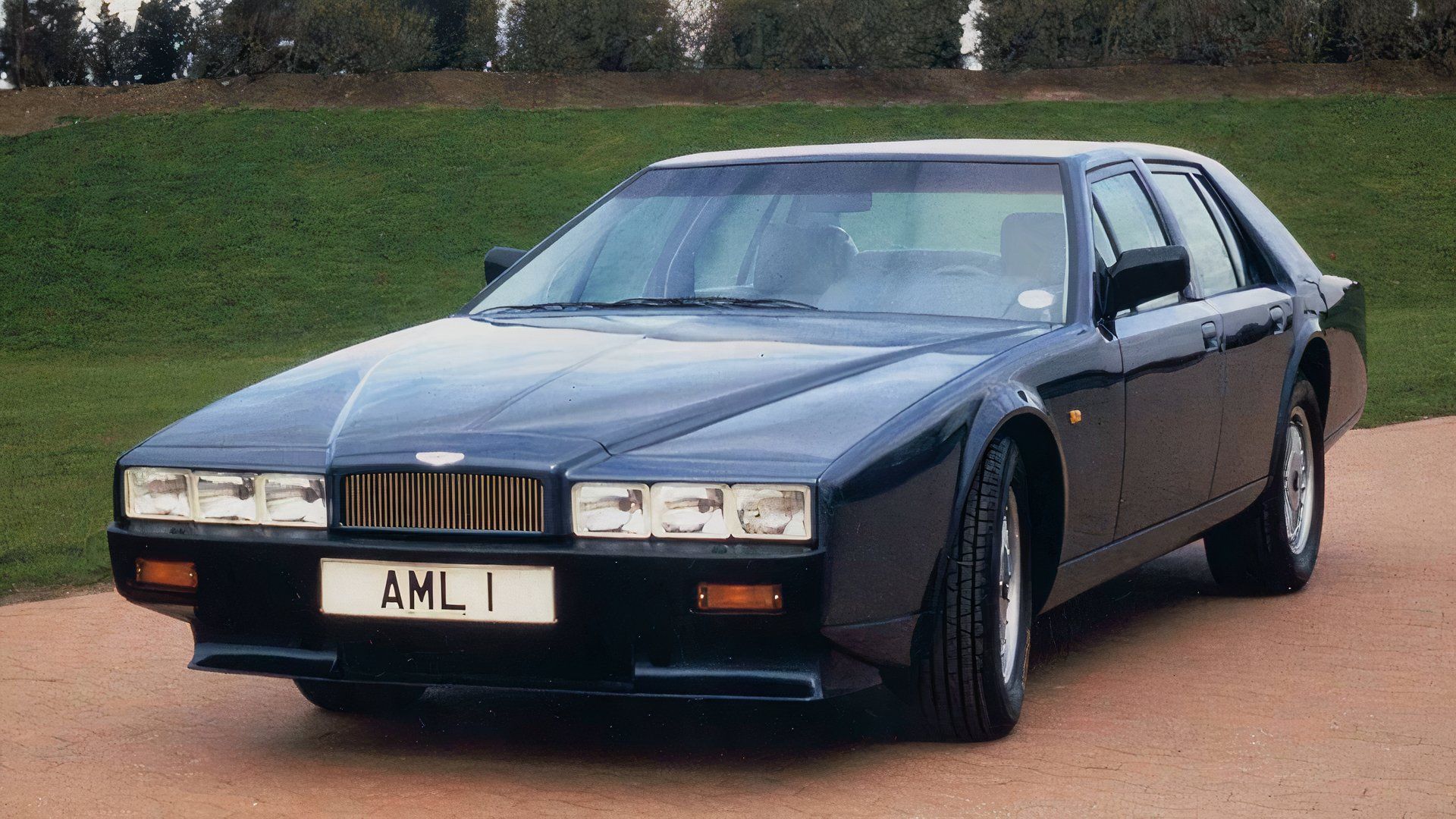 1976 Aston Martin Lagonda, vista frontal