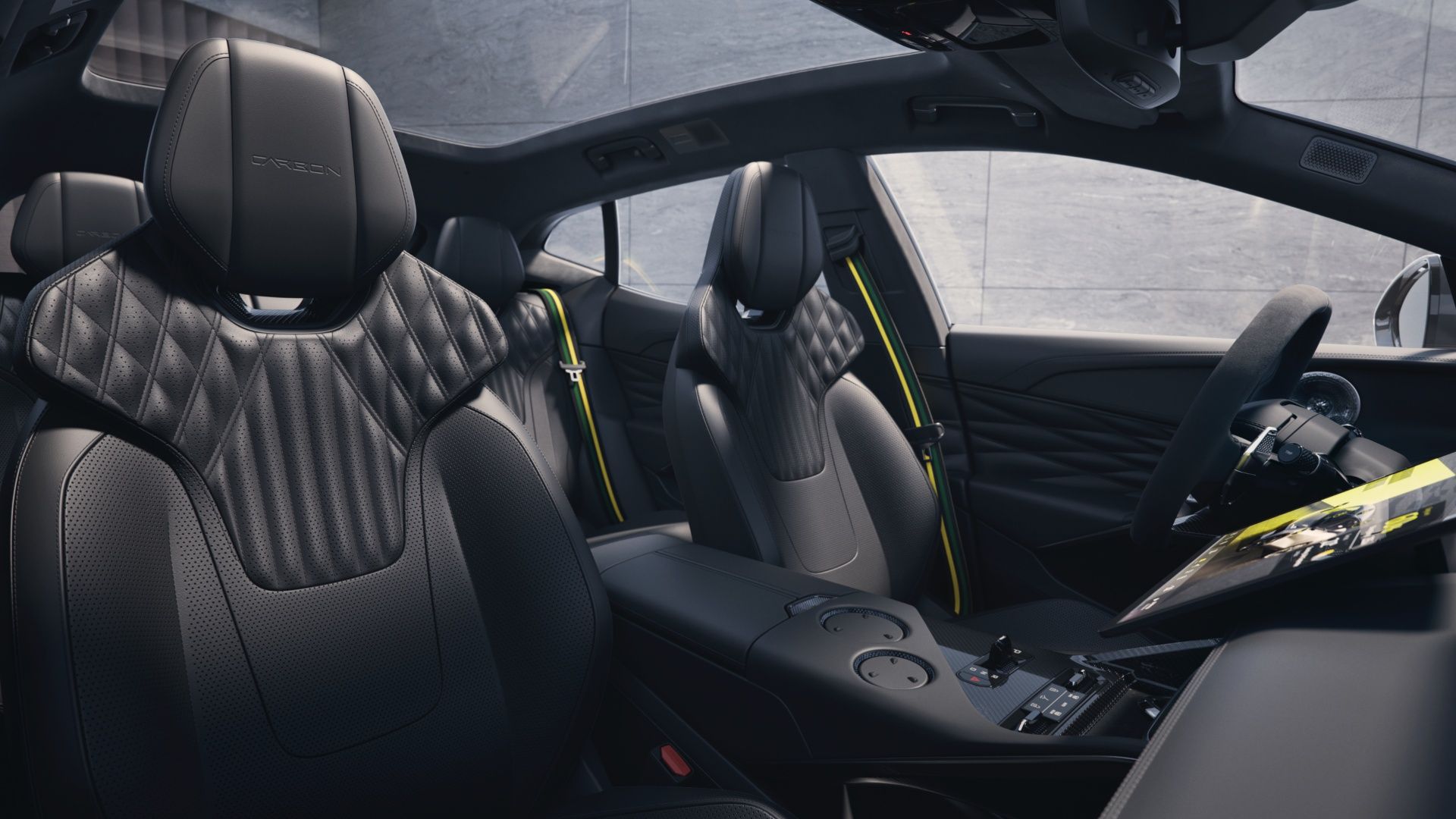 Bancos internos Lotus Eletre Carbon