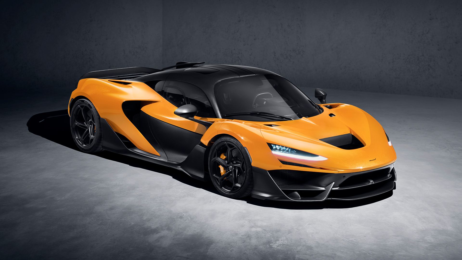 Lado superior do McLaren W1
