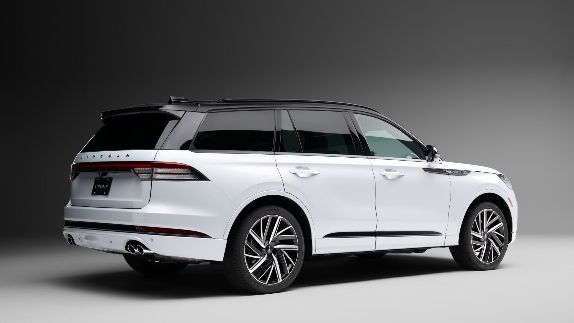 Lincoln Celebrates A Decade Of Black Label With A New LunarInspired Theme