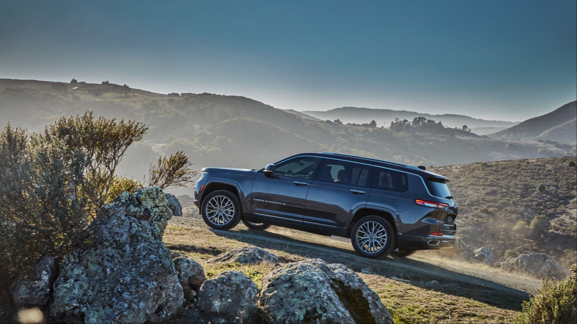 2025 Jeep Grand Cherokee L on a hill