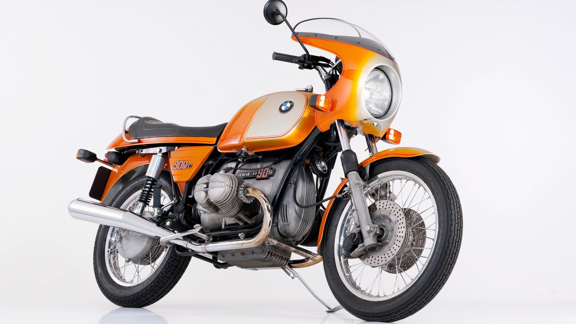 BMW Celebrates The Legendary R 90 S Motorcycle With Daytona Orange R 12 ...