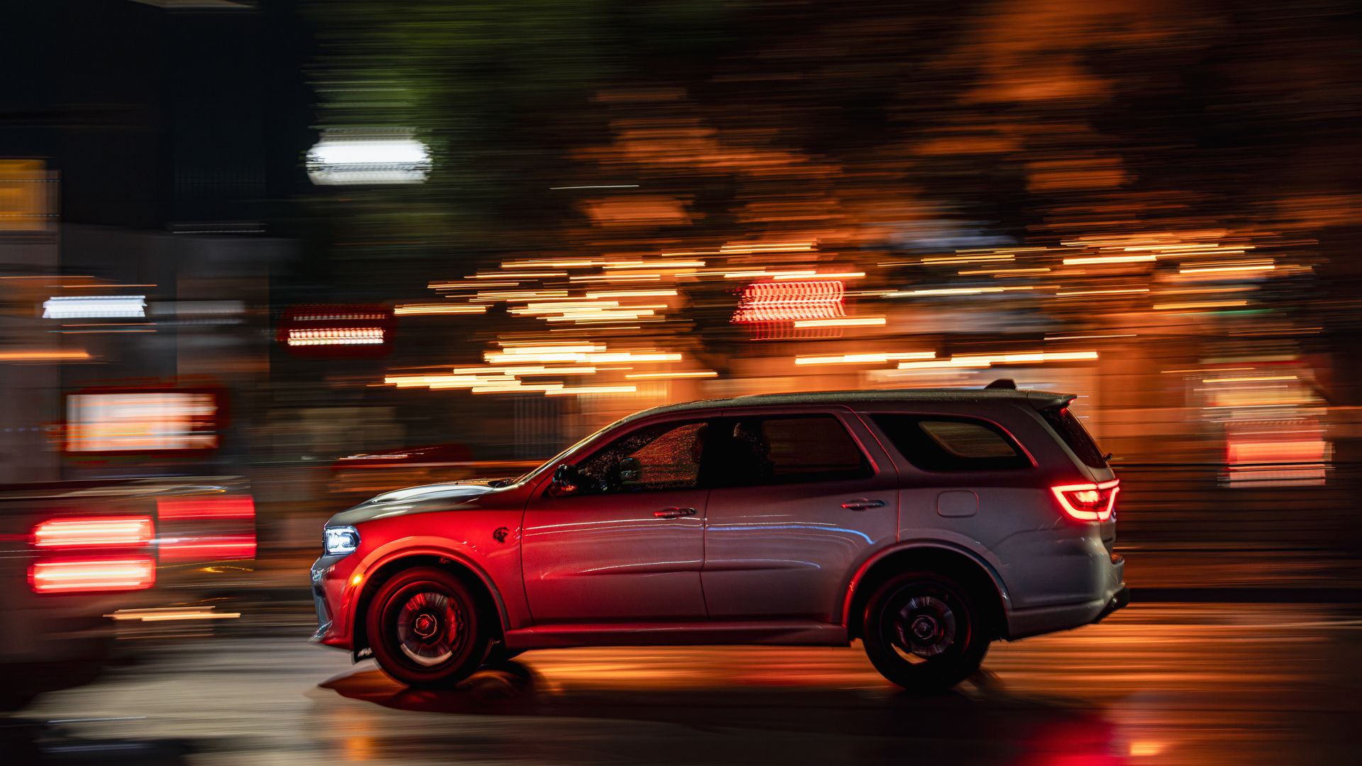 Dodge Extends Hemi Production With Durango SRT Continuation