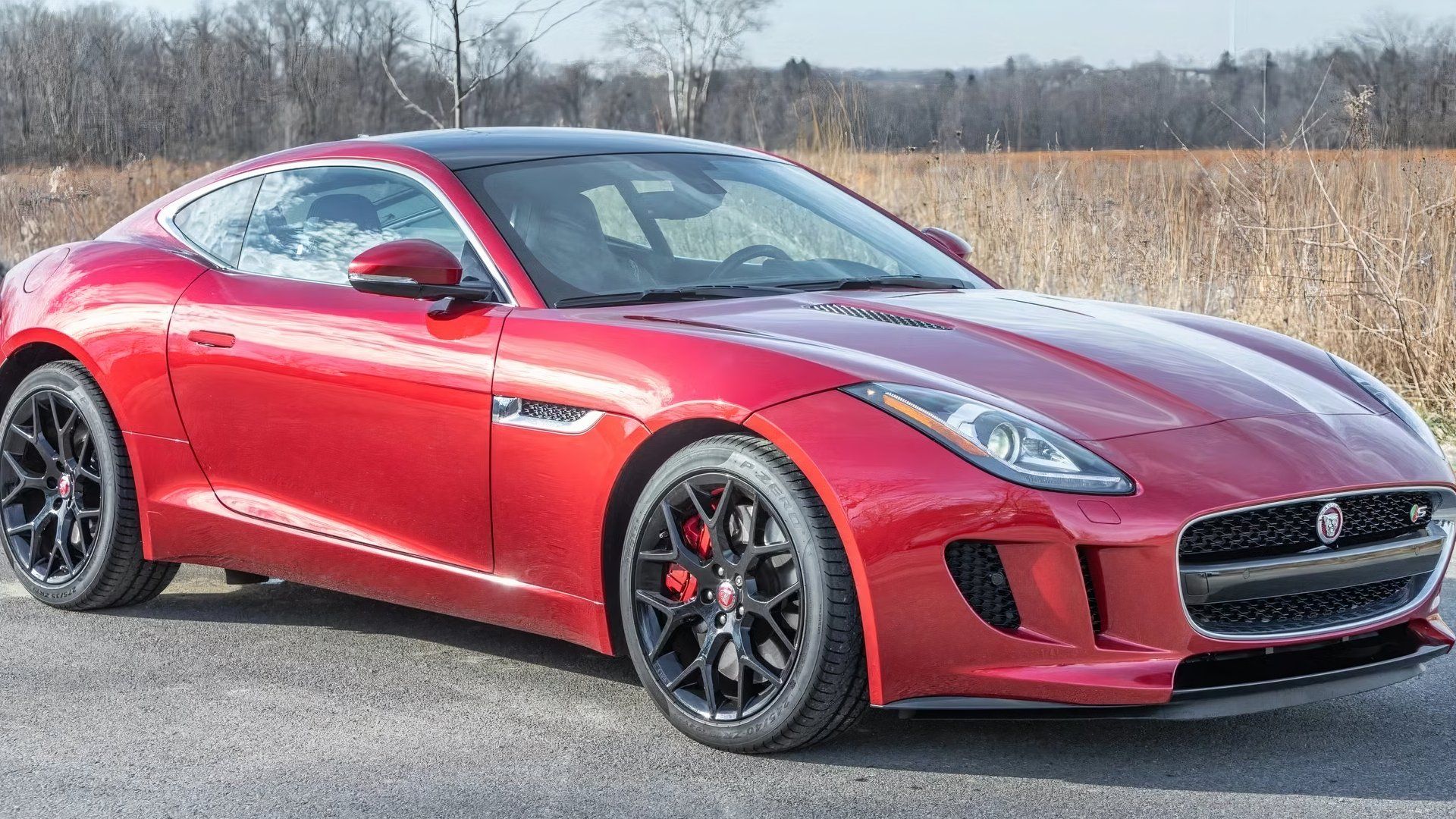 2015-Jaguar-F-Type-1