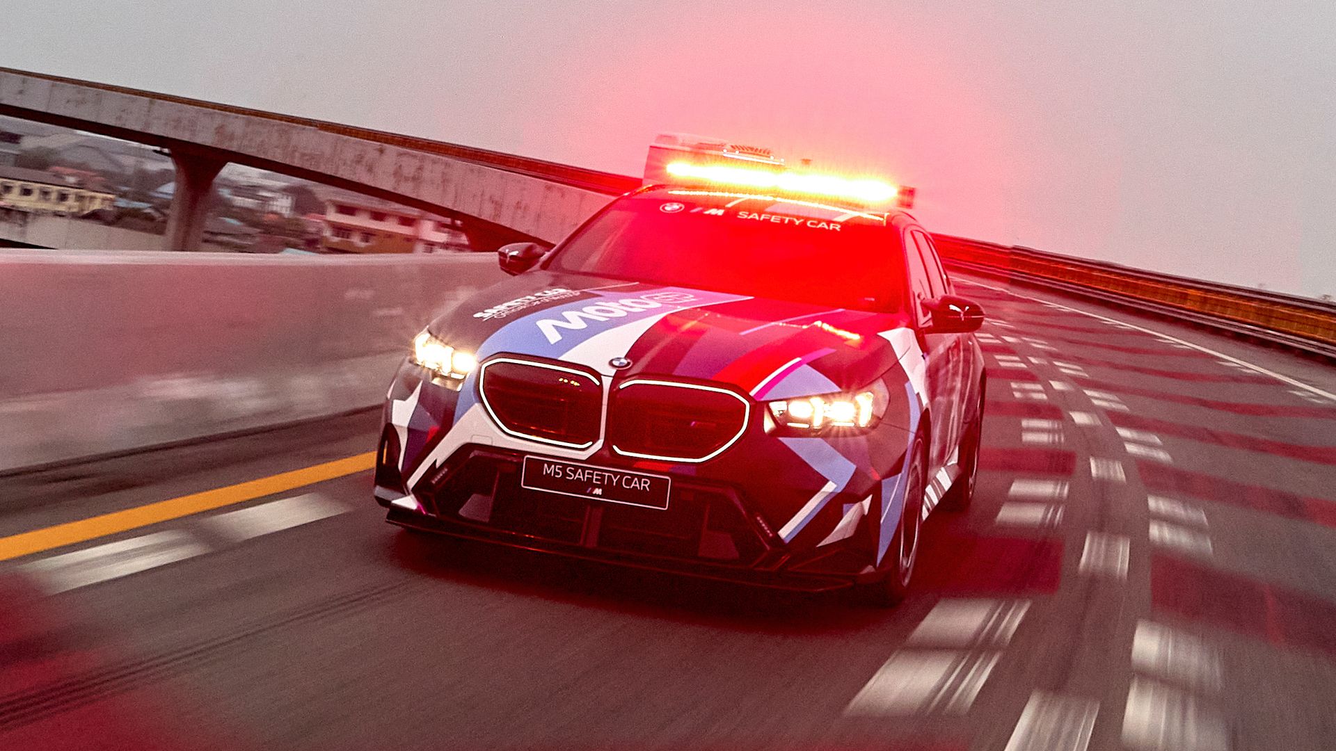 2025-bmw-m5-safety-car.jpg?q=