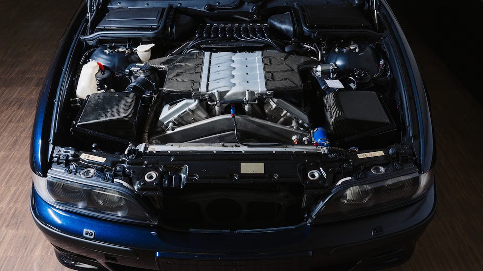 BMW M5 W10 Engine Bay-1