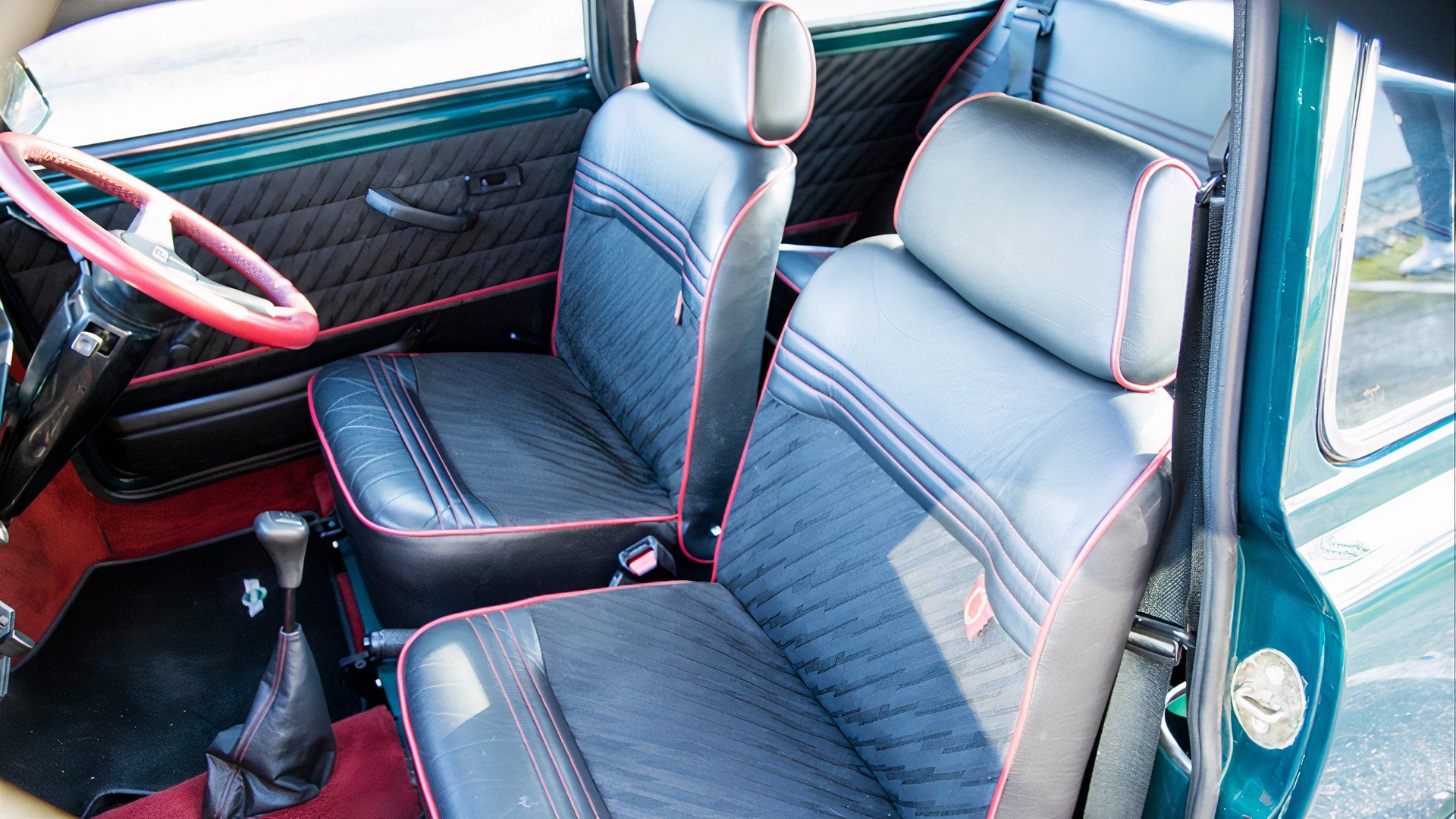 1989 mini cooper interior overall