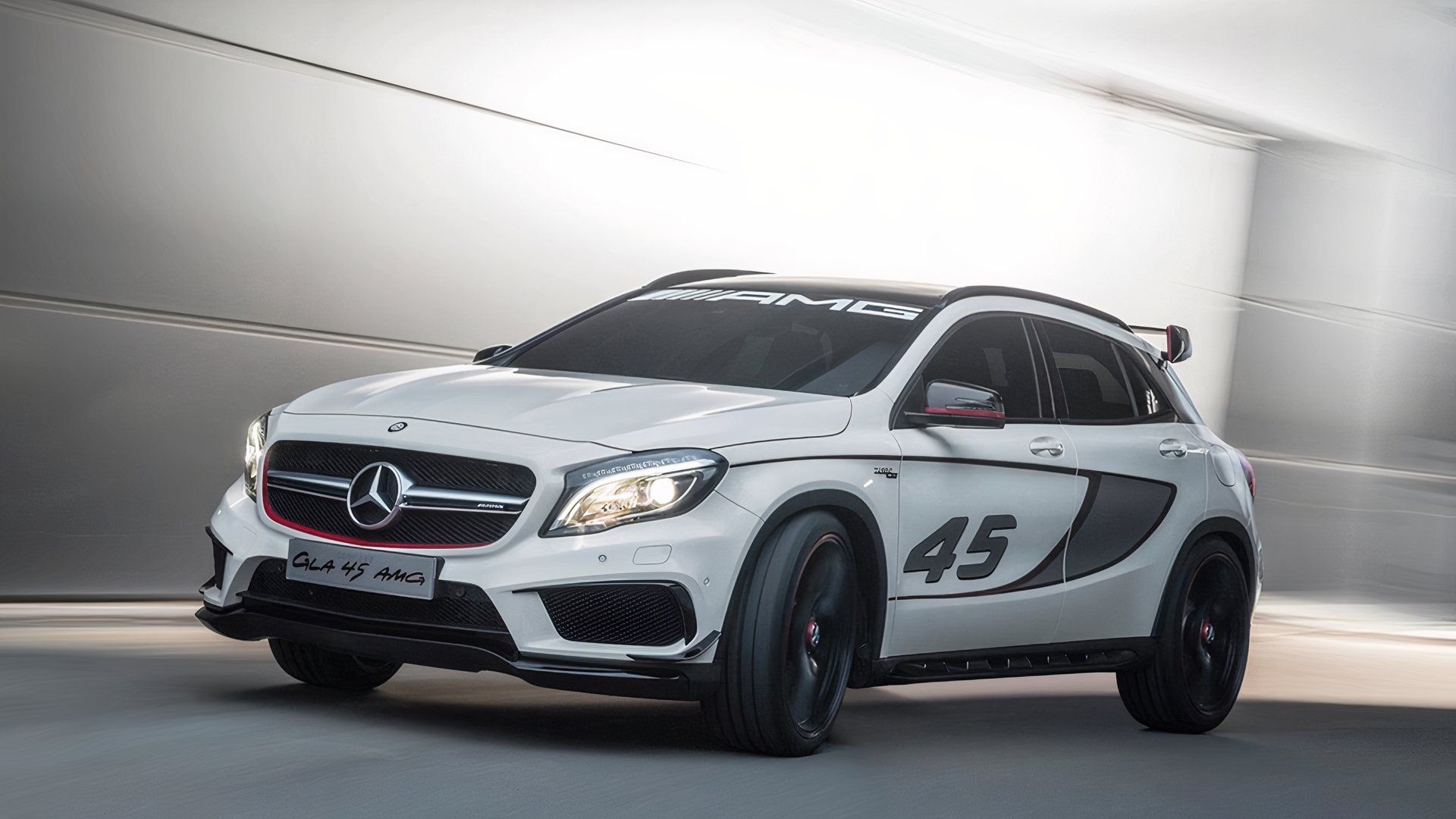 2015 mercedes benz gla45 amg front quarter
