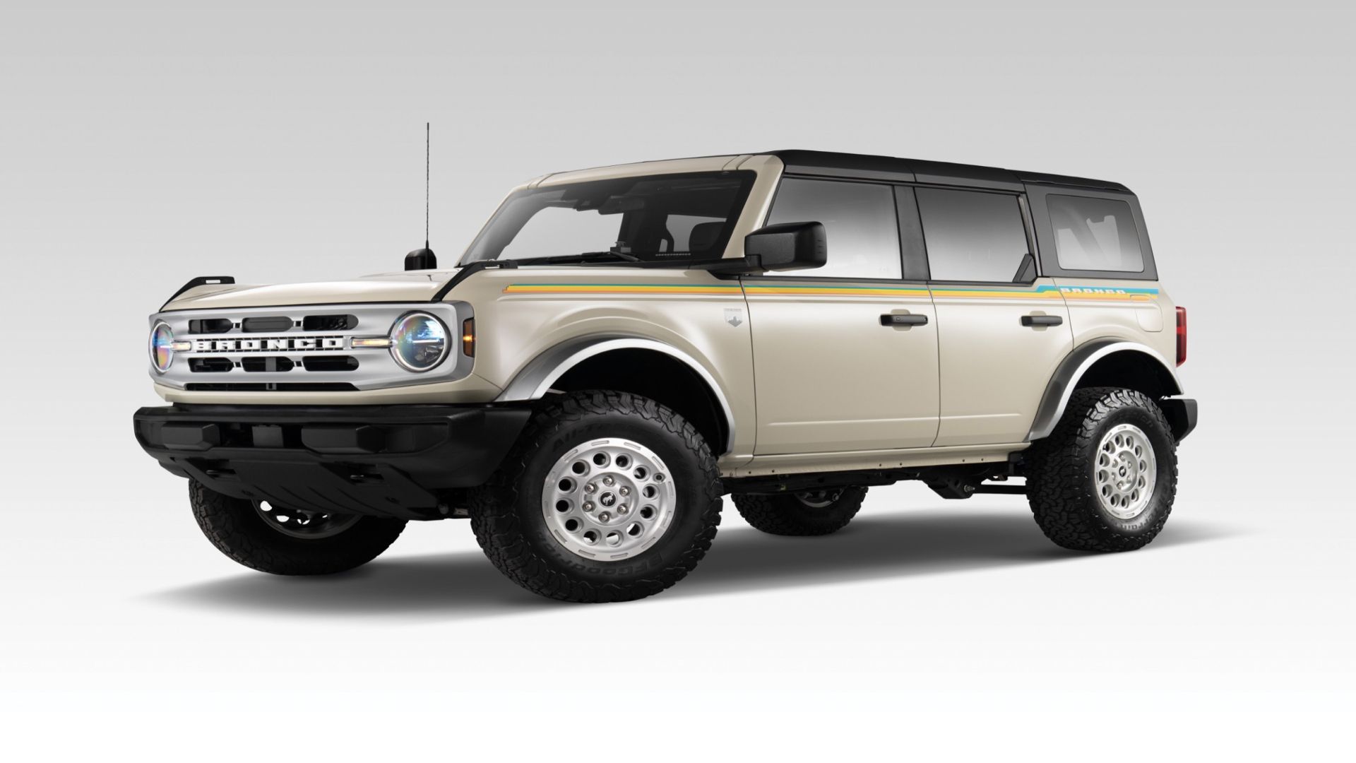 The Ford Bronco’s Newest Package Brings Beach-Ready Style To Any Trail