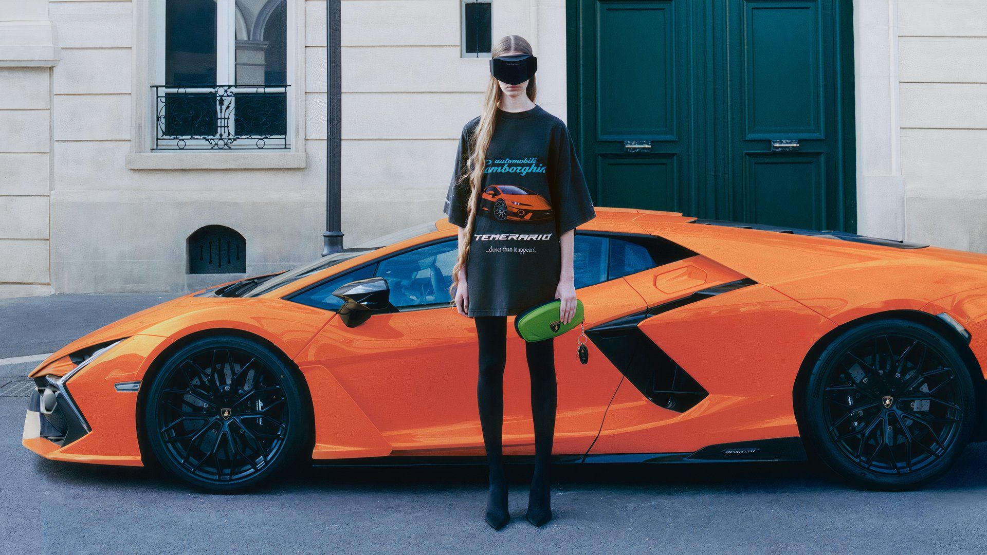 【注目】BALENCIAGA ×Automobili Lamborghini フーディー 30896711_59738680_600.jpg