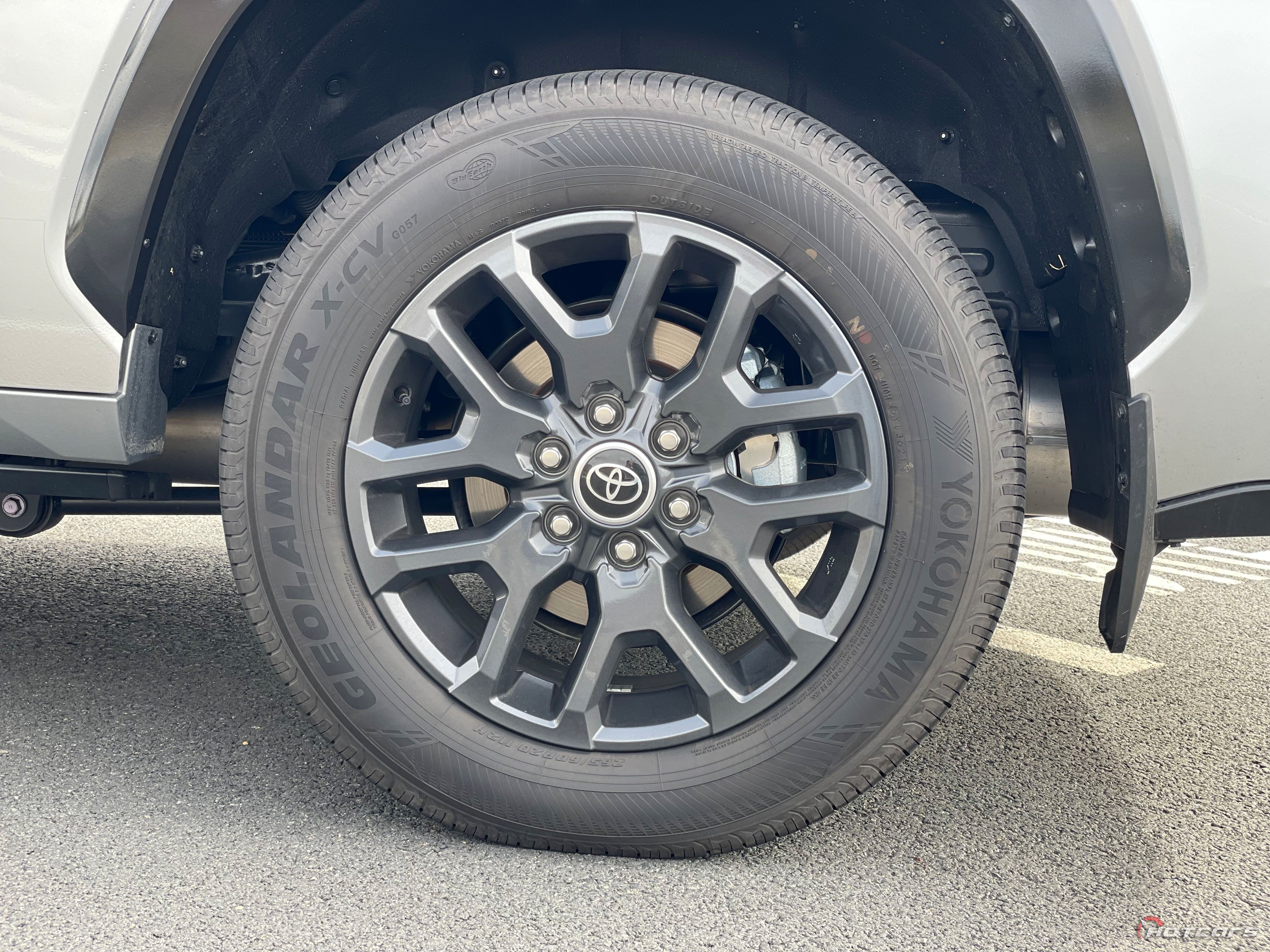 Колесо Toyota Sequoia Platinum 2023 года